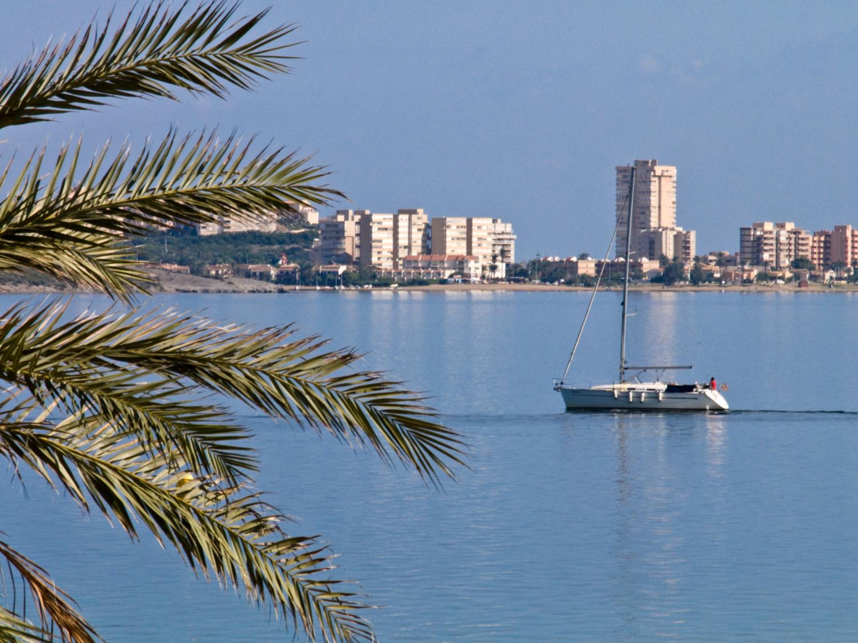 Estudio con balcón y vista al mar (120)