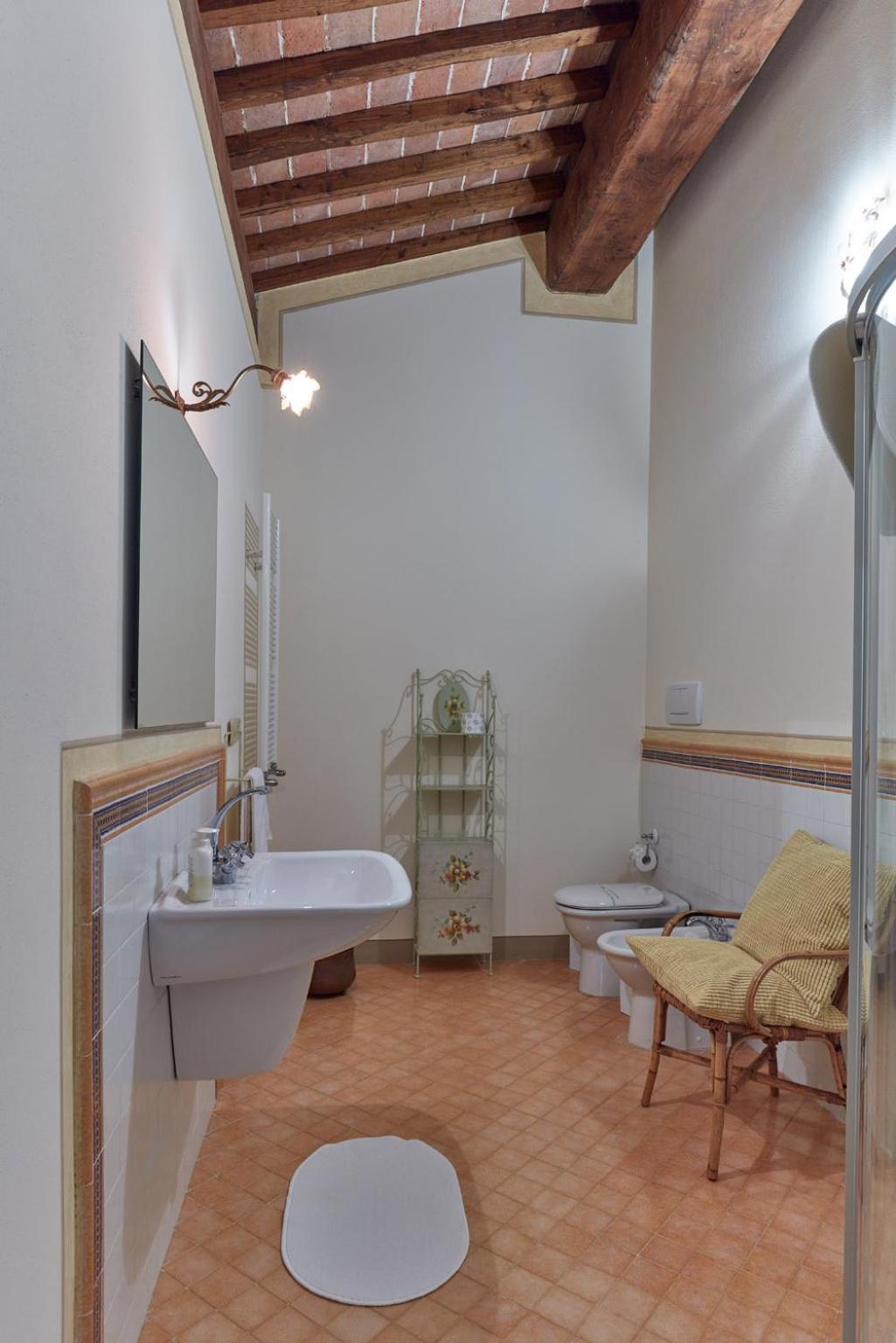 Double Room With Private Bathroom photo 2