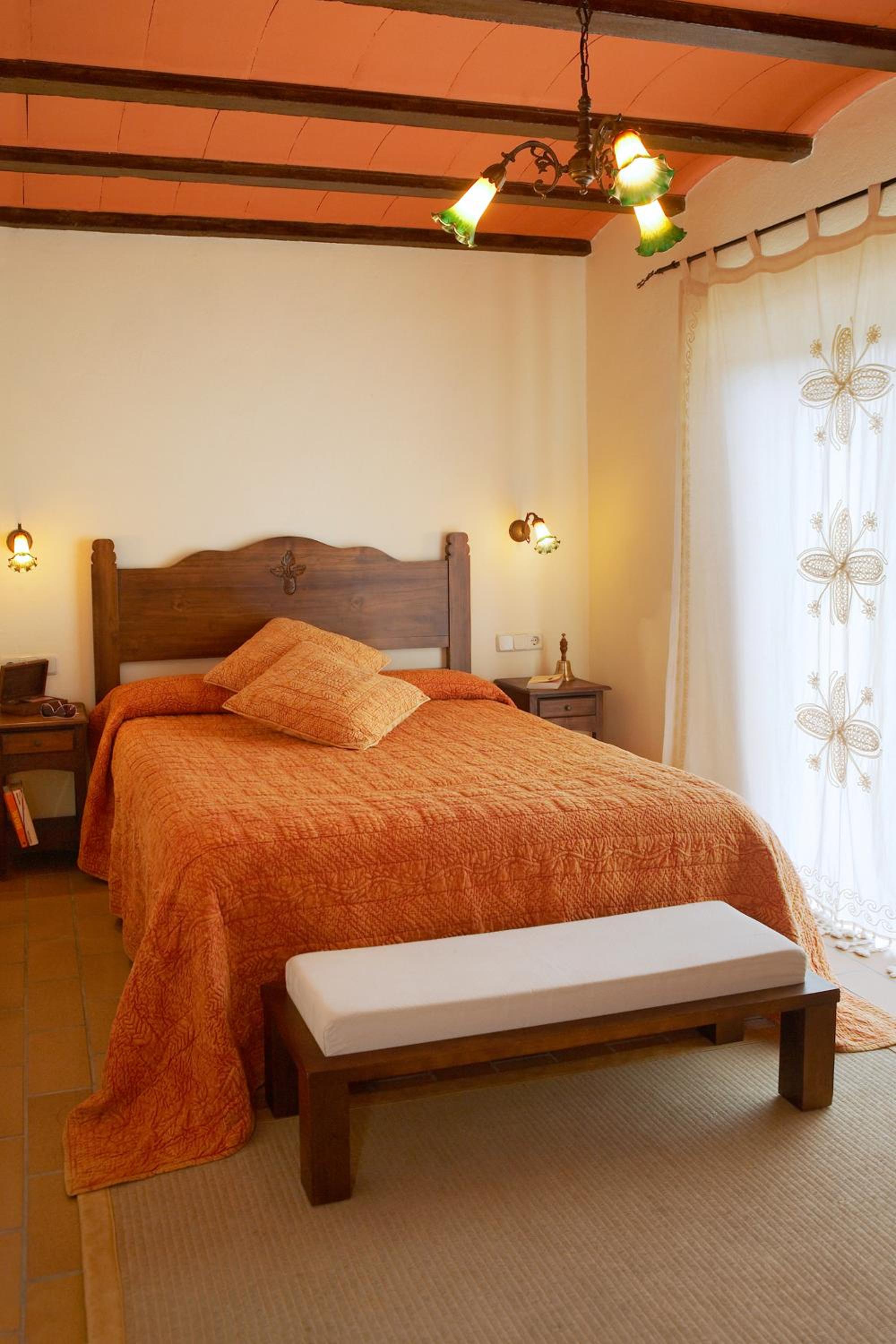 Standard Double Room (2 Adults) photo 3
