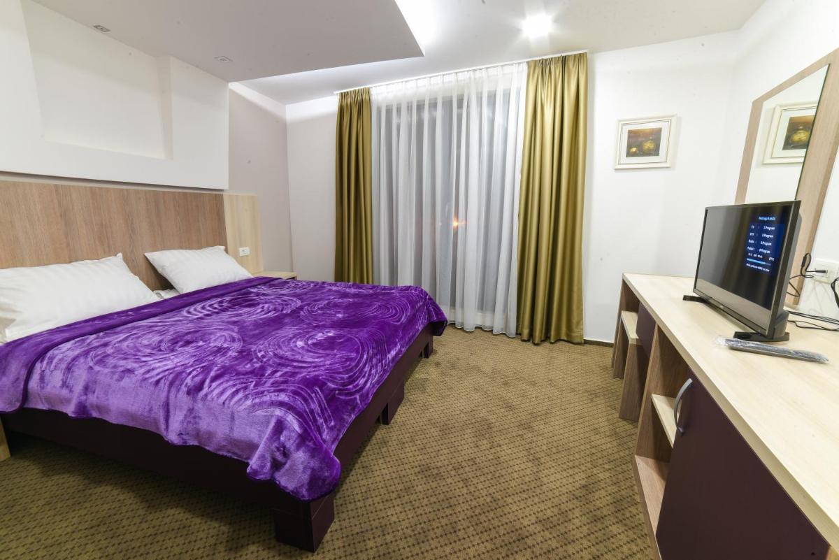 Deluxe Double or Twin Room with Garden View photo 2