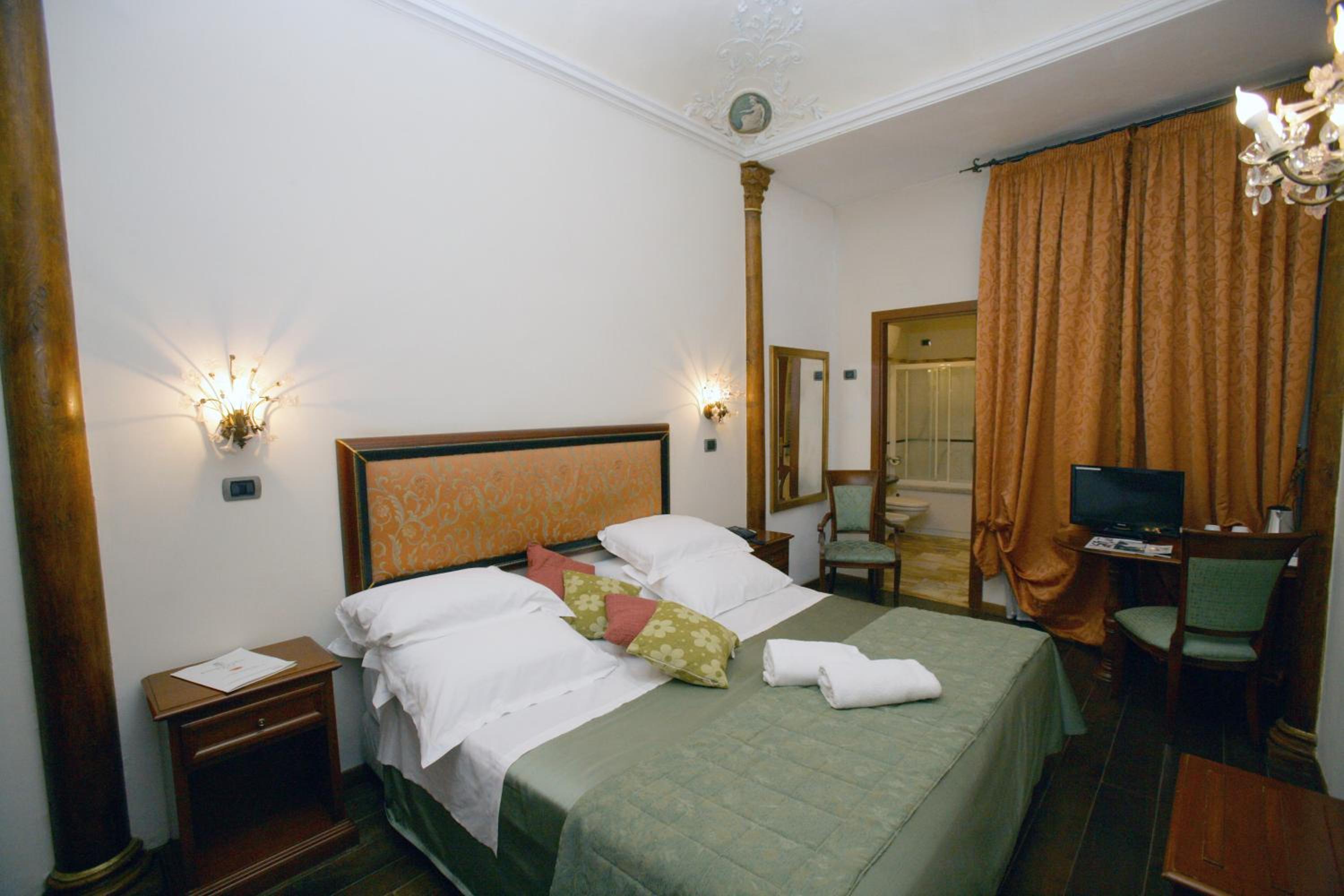 Double or Twin Room with View