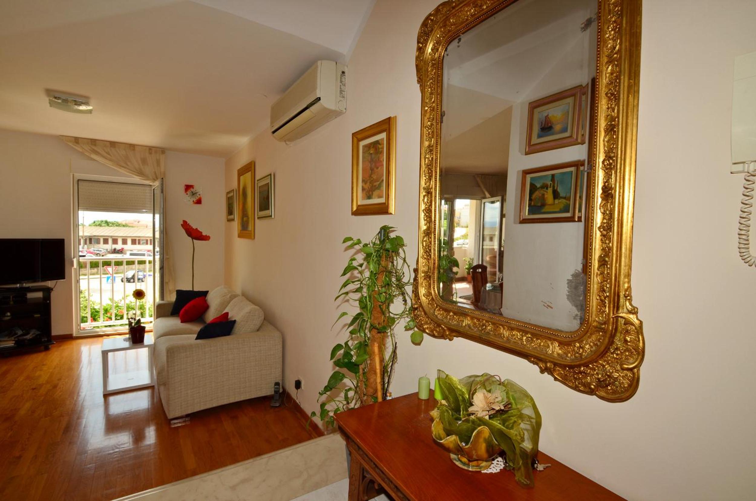 Apartment with Sea View