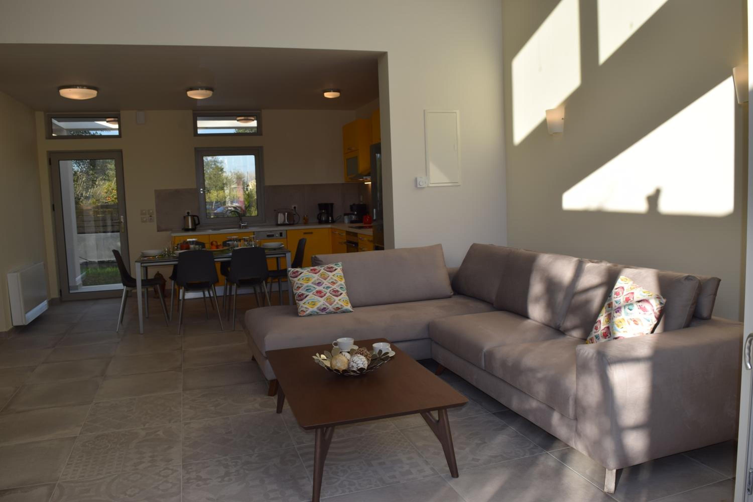 Helios Luxury Villa photo 2