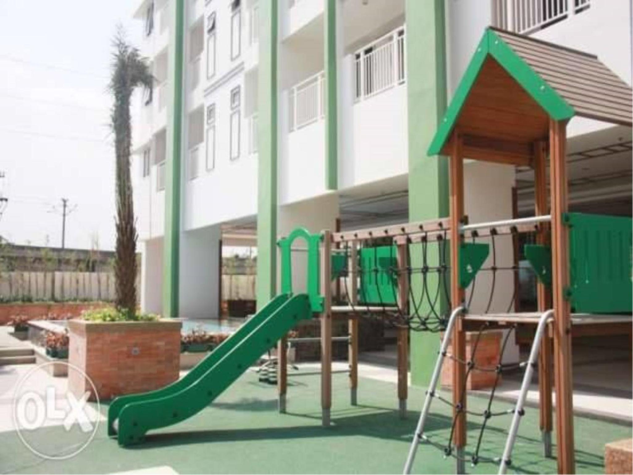 Apartment with Balcony - Photo 12