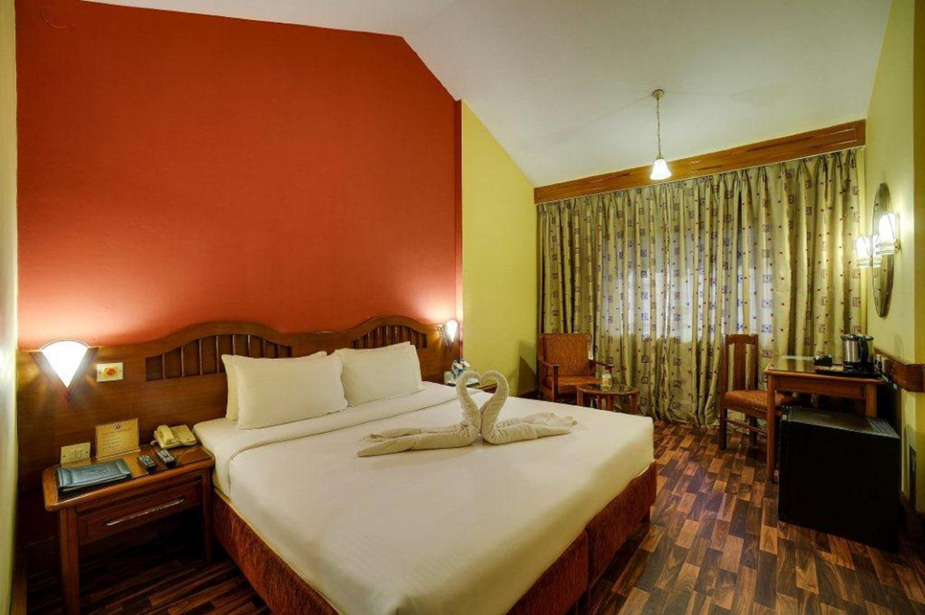 Standard Double or Twin Room photo 3