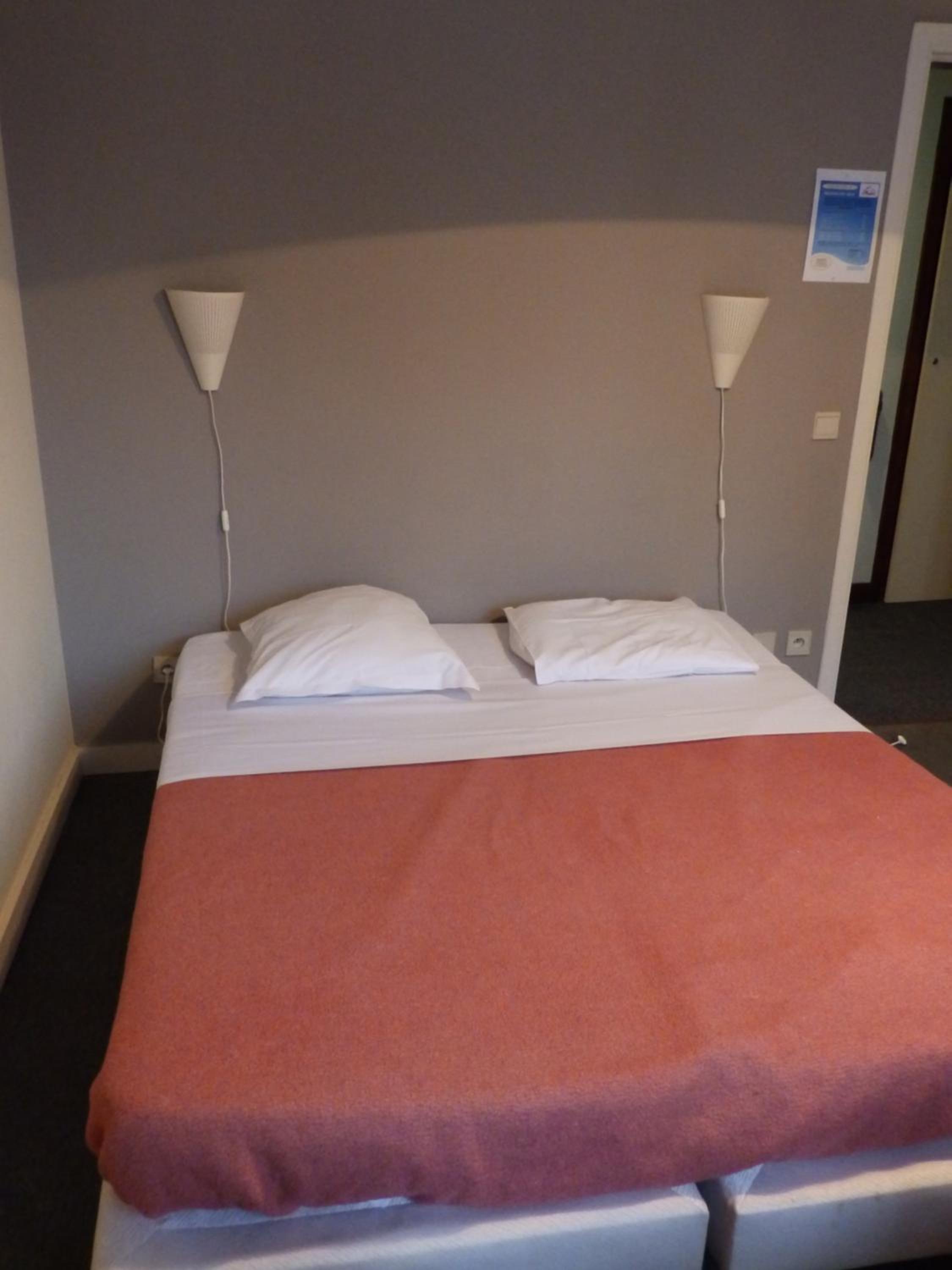 Studio Apartment photo 2