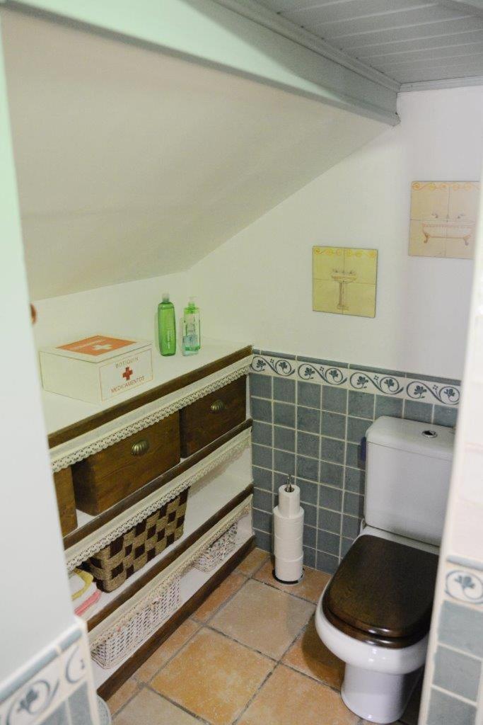 Four-Bedroom House - Photo 34