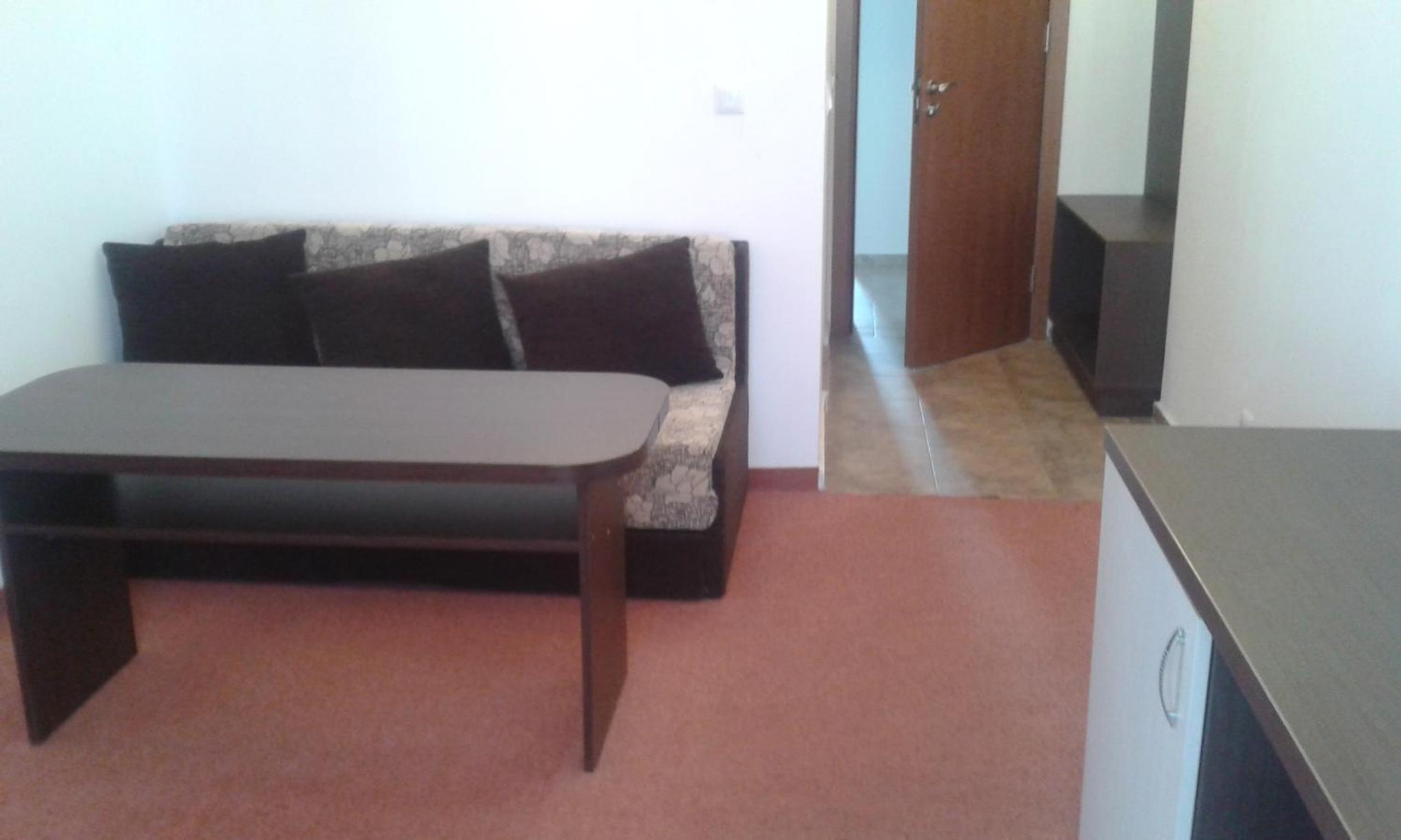 One-Bedroom Apartment with Sea View - Photo 8