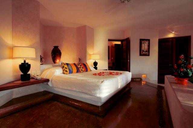 Suite with Private Pool - Photo 1