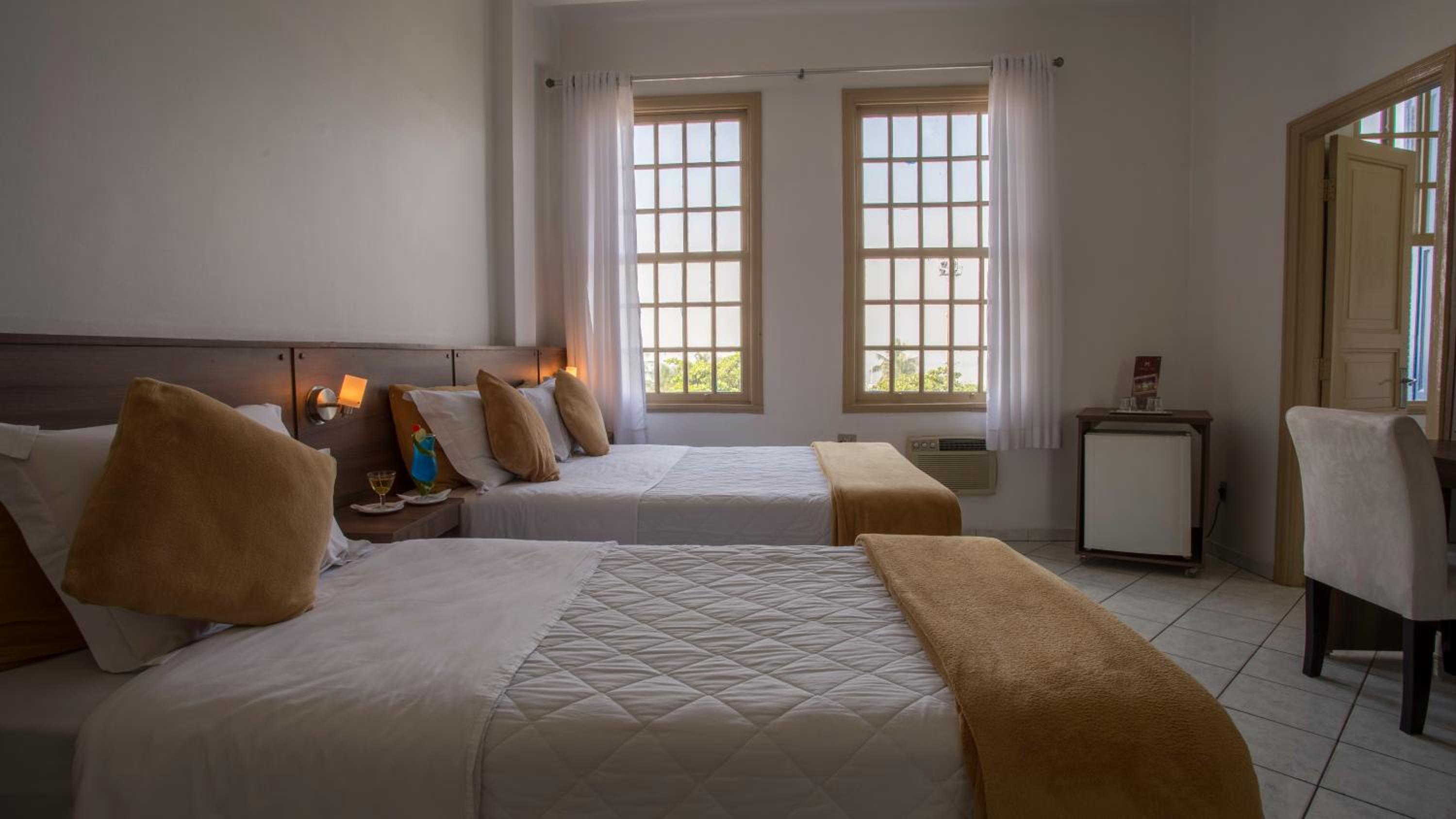 Two-Bedroom Suite with Sea View (4 Adults) 