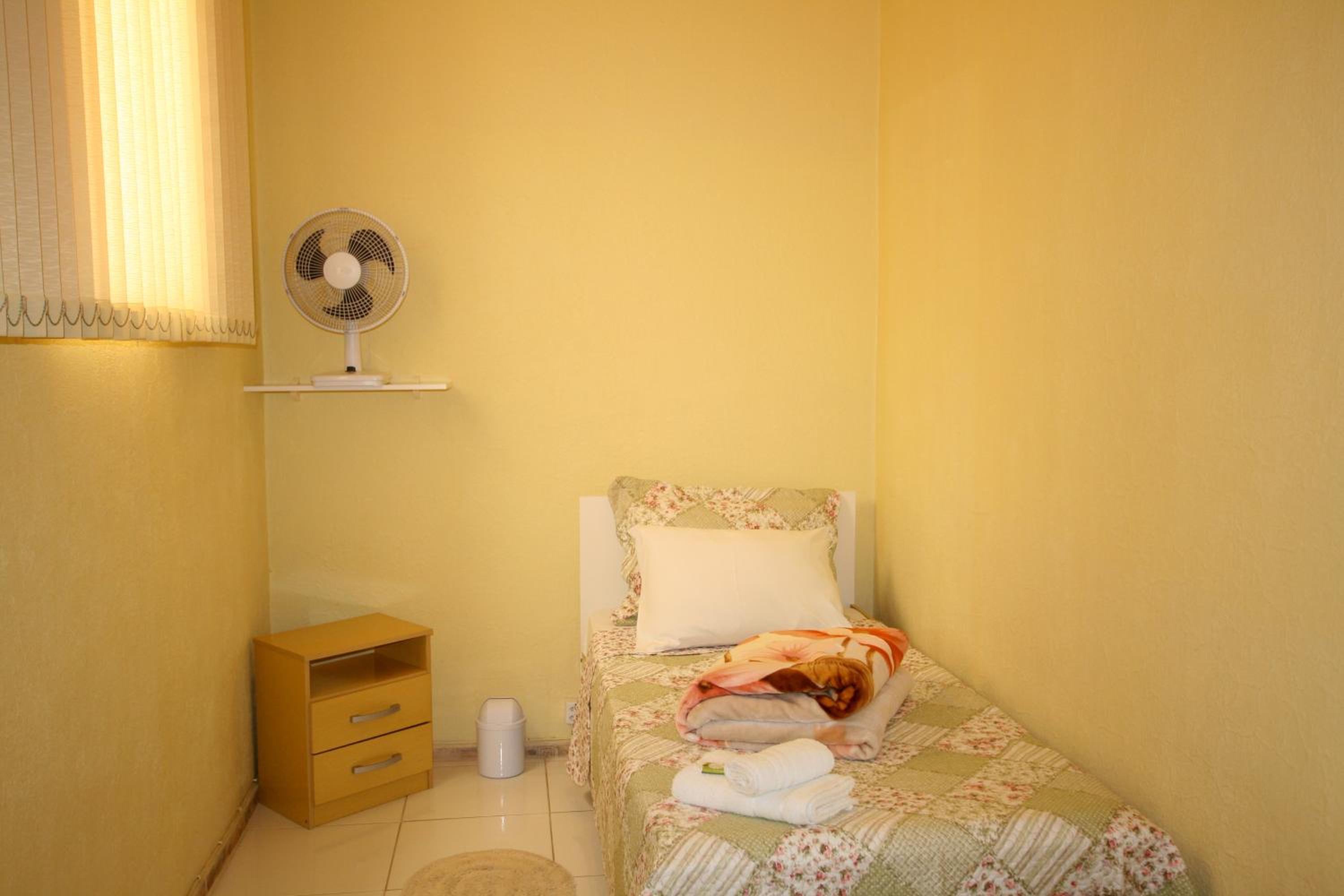 Single Room With Shared Bathroom photo 1