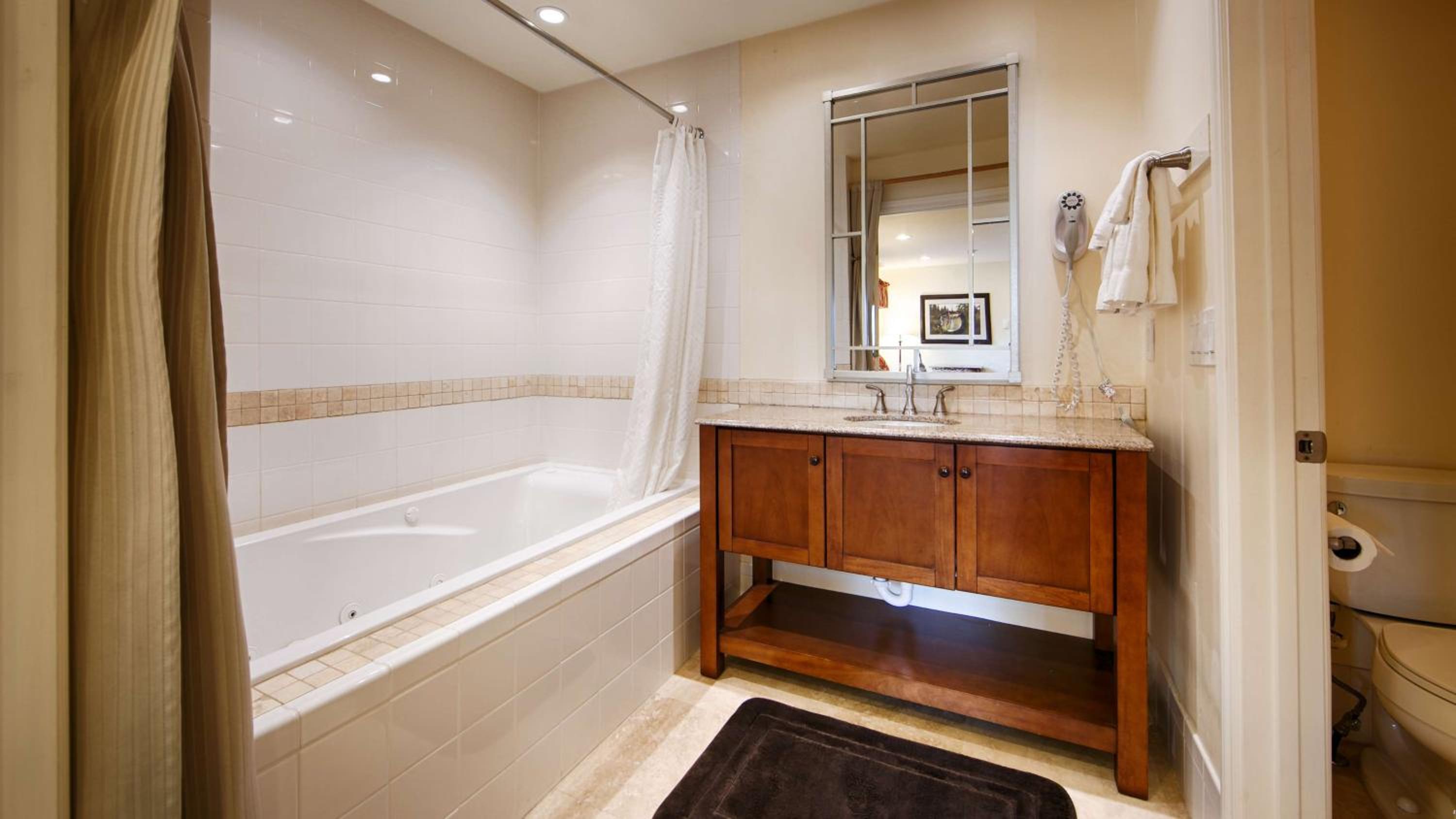 Double Room with Two Double Beds - Non-Smoking