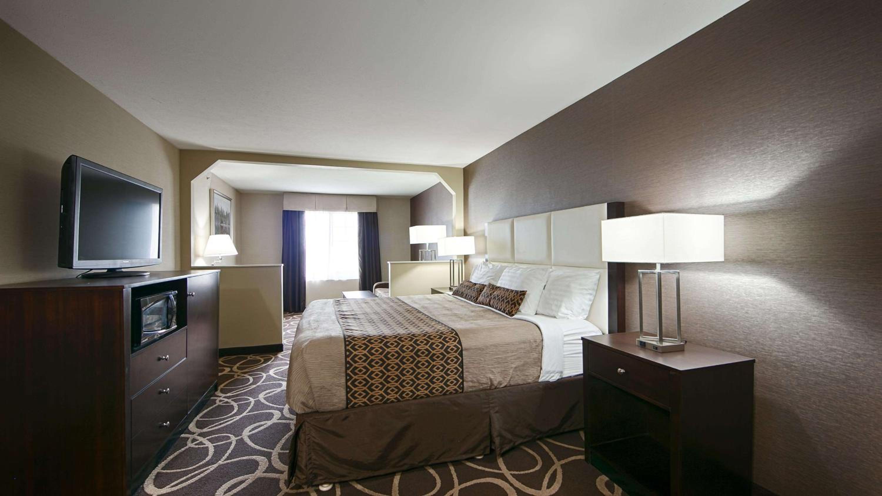 King Room - Non-Smoking - Photo 5