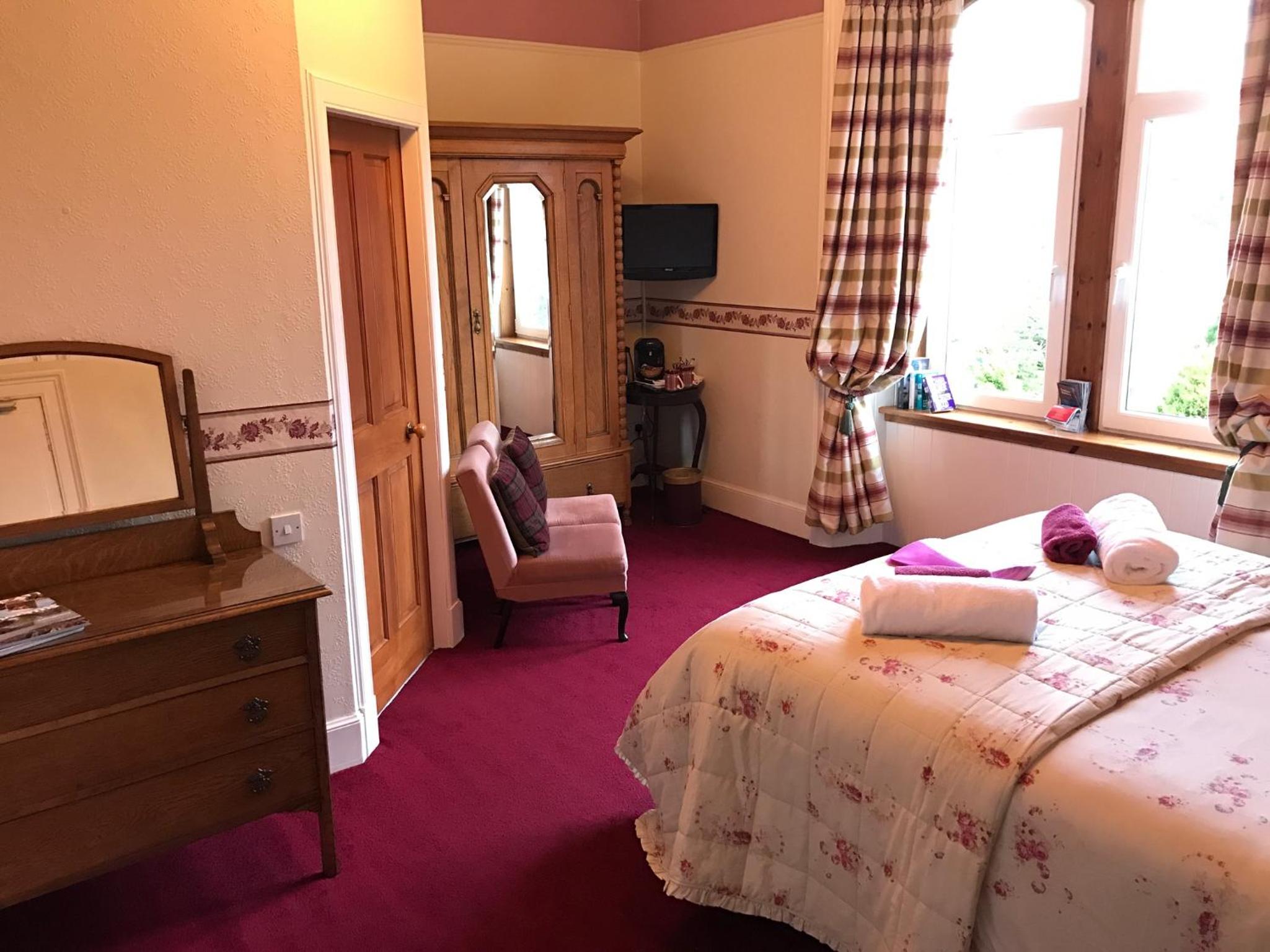Luxury King Room