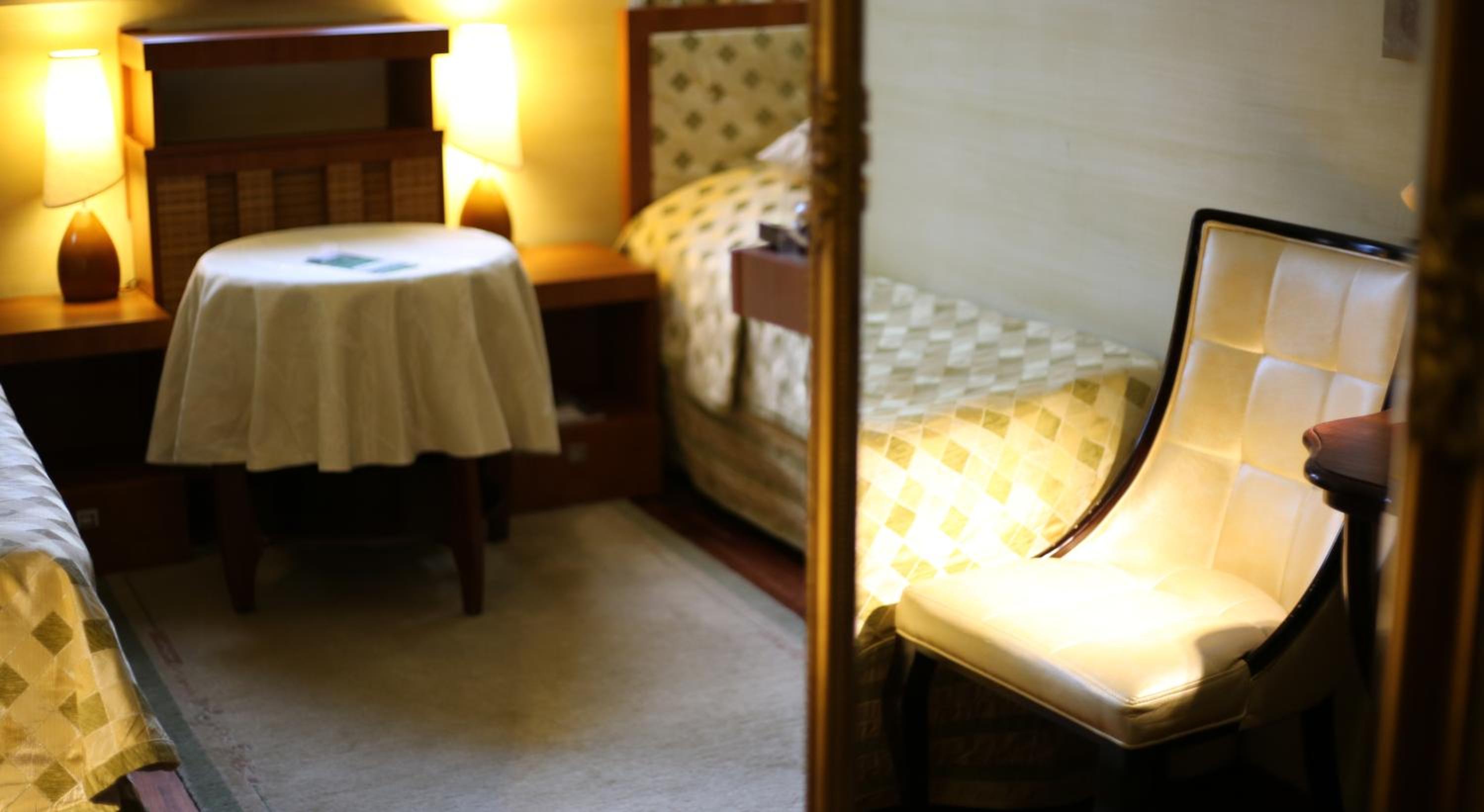 Economy Twin Room - Photo 5