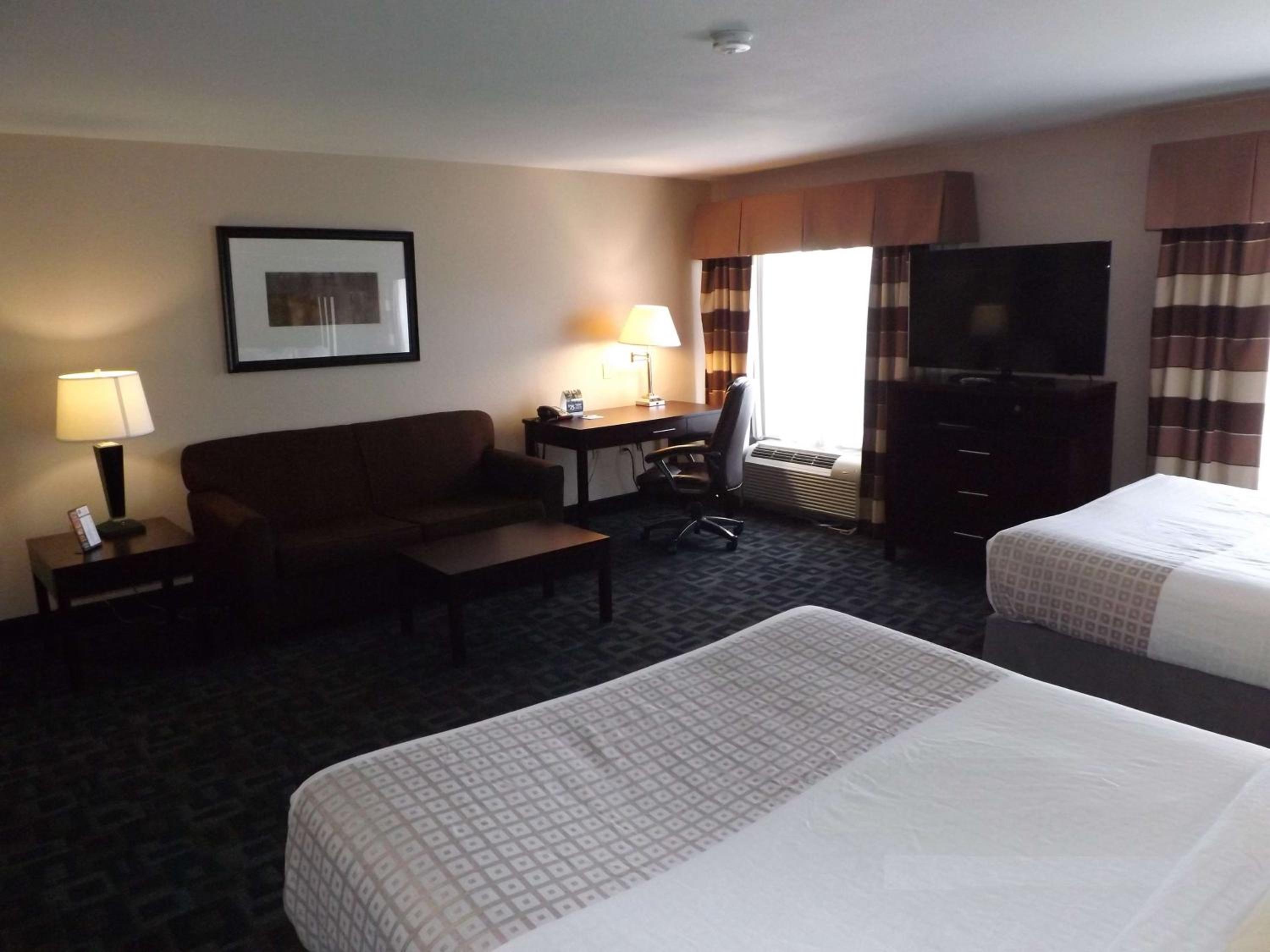 Queen Room with Two Queen Beds and Sofa Bed - Non-Smoking - Photo 1