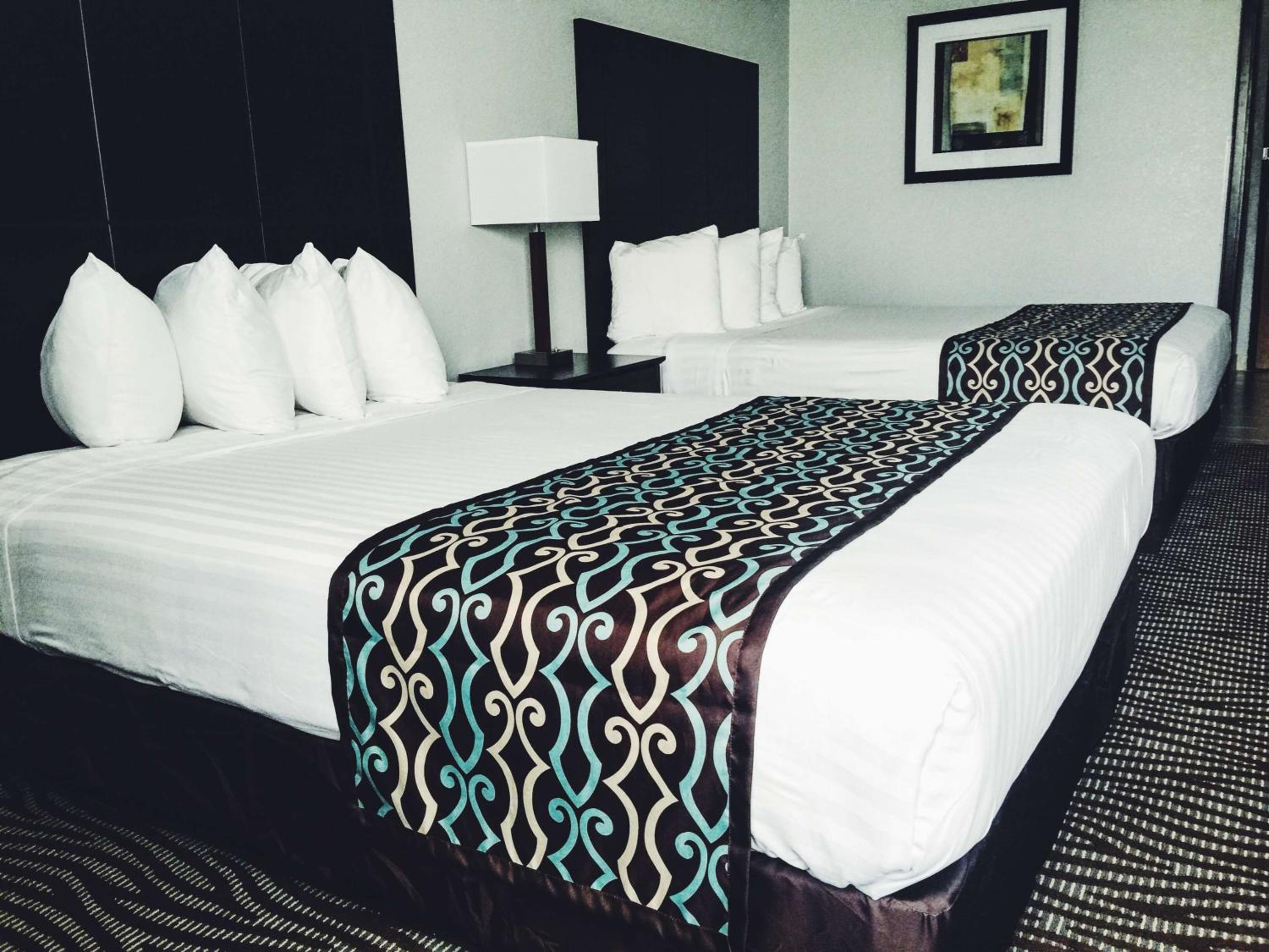 Standard Two Queen Bed Room