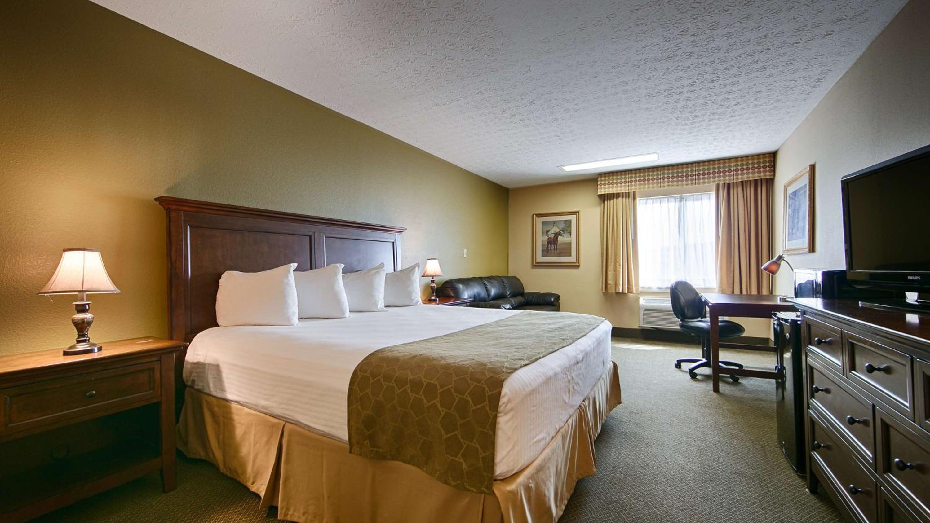 King Room - Non-Smoking photo 1
