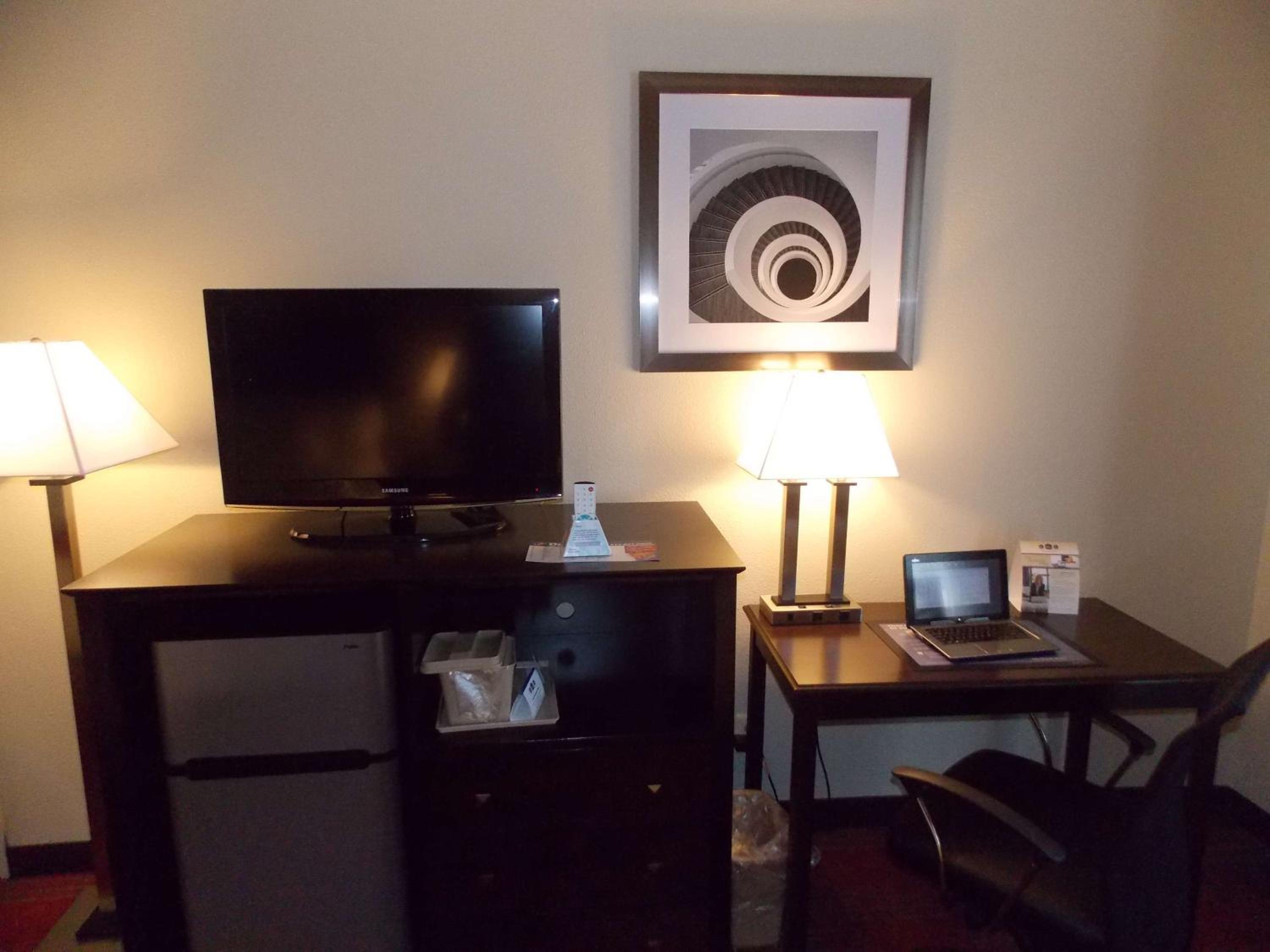 Double Room with Two Double Beds - Photo 5