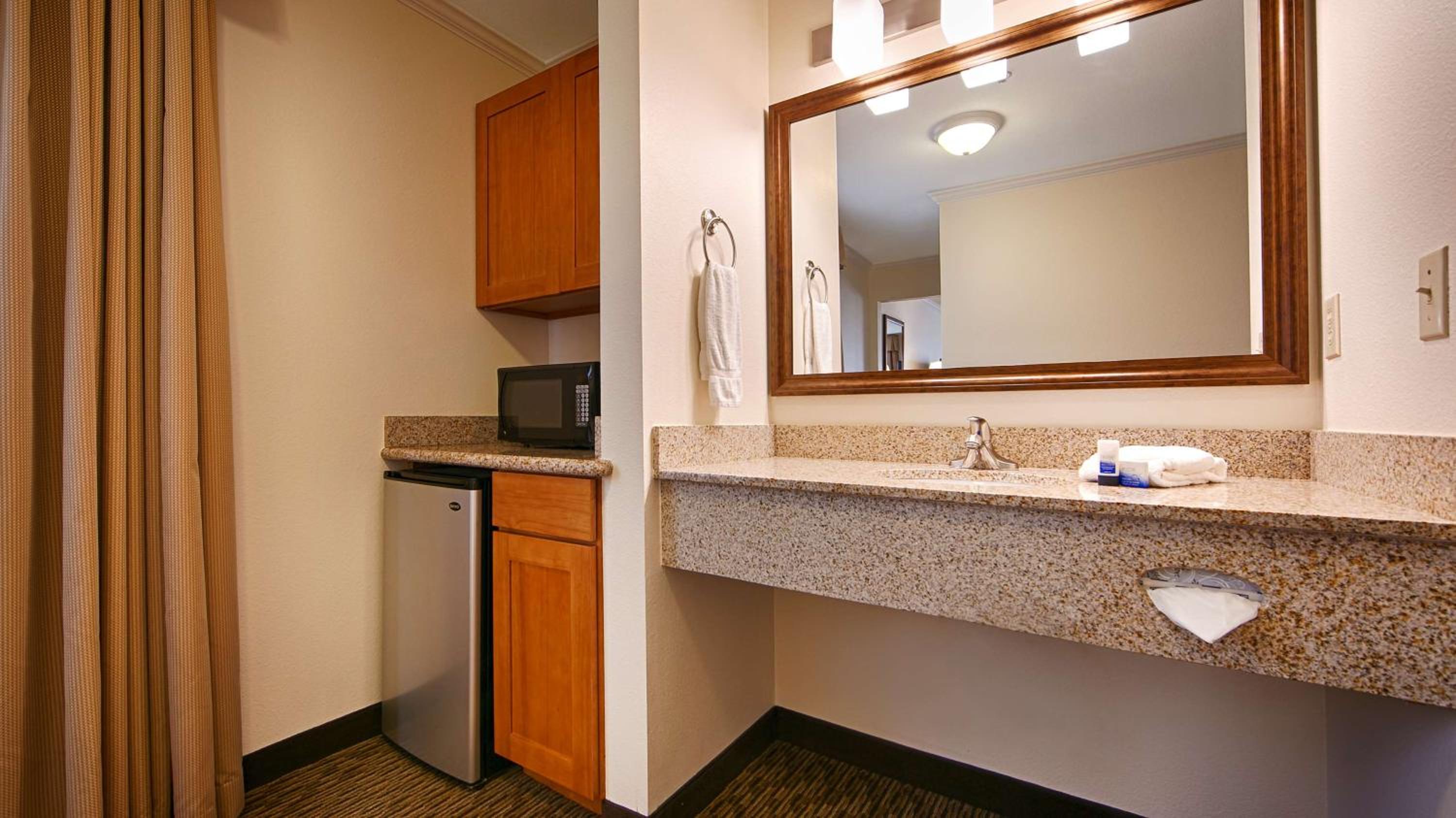 King Room - Pet-Friendly photo 2