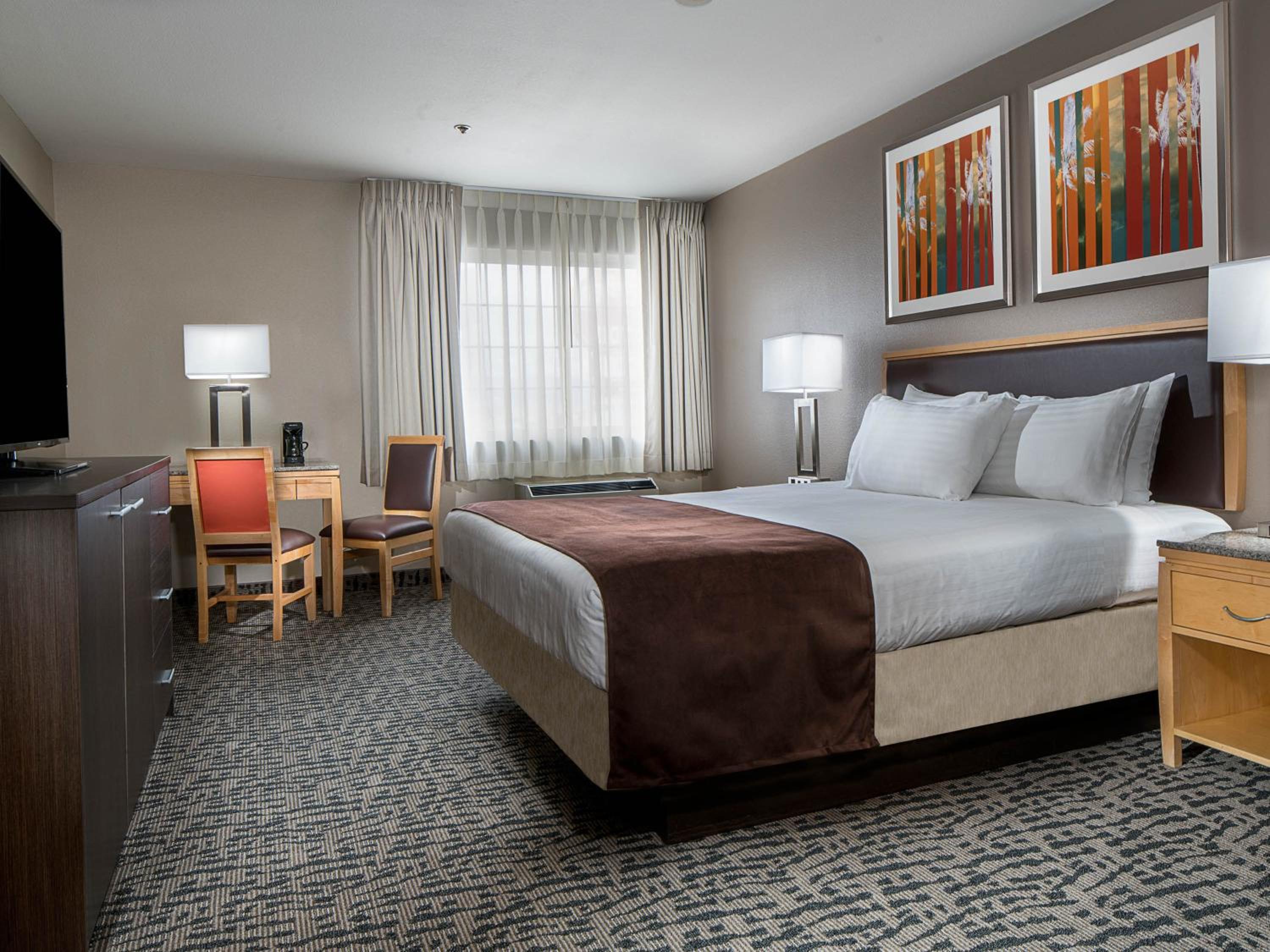 Meadows Deluxe Room 1 King - Photo 6