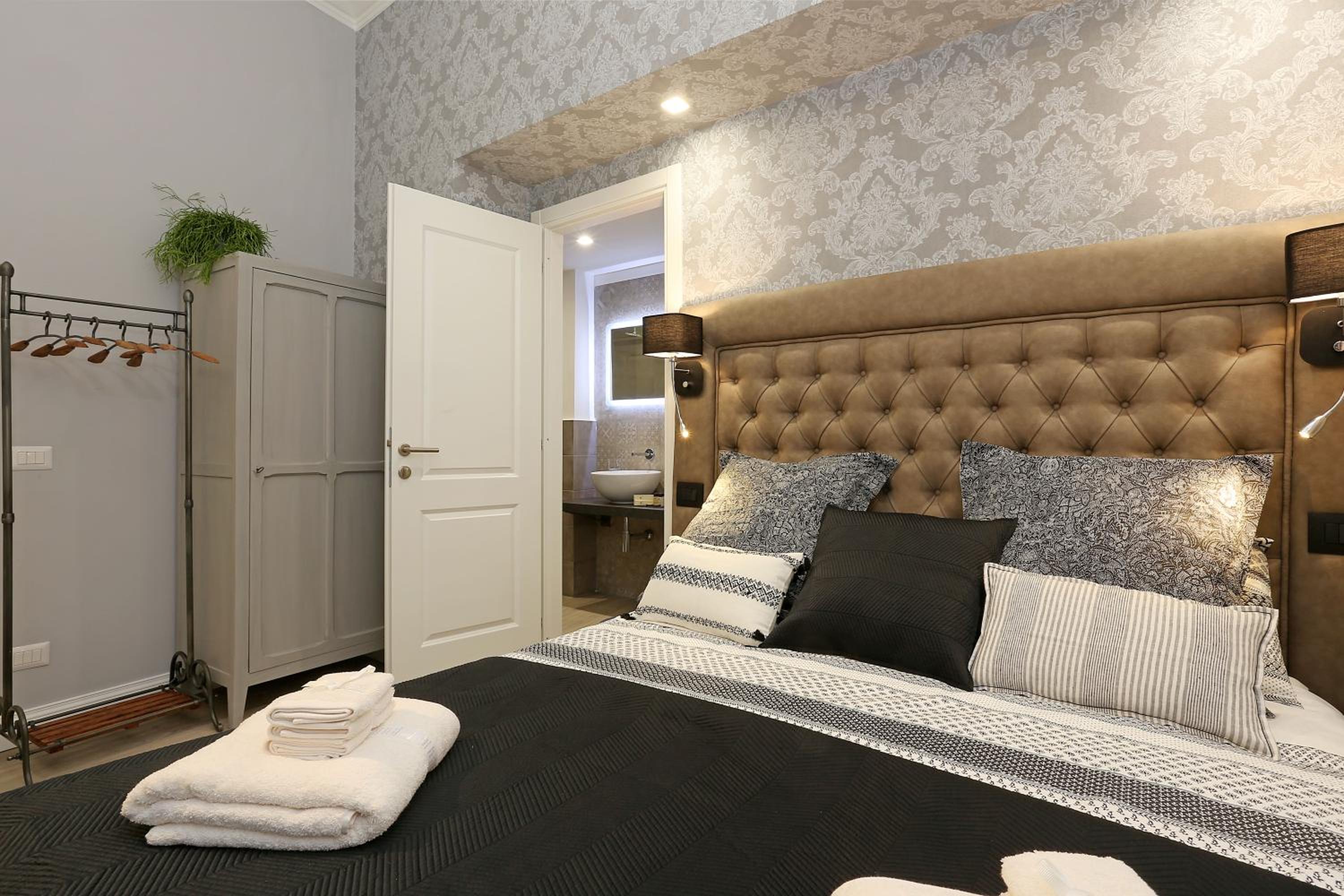 Economy Double Room photo 1