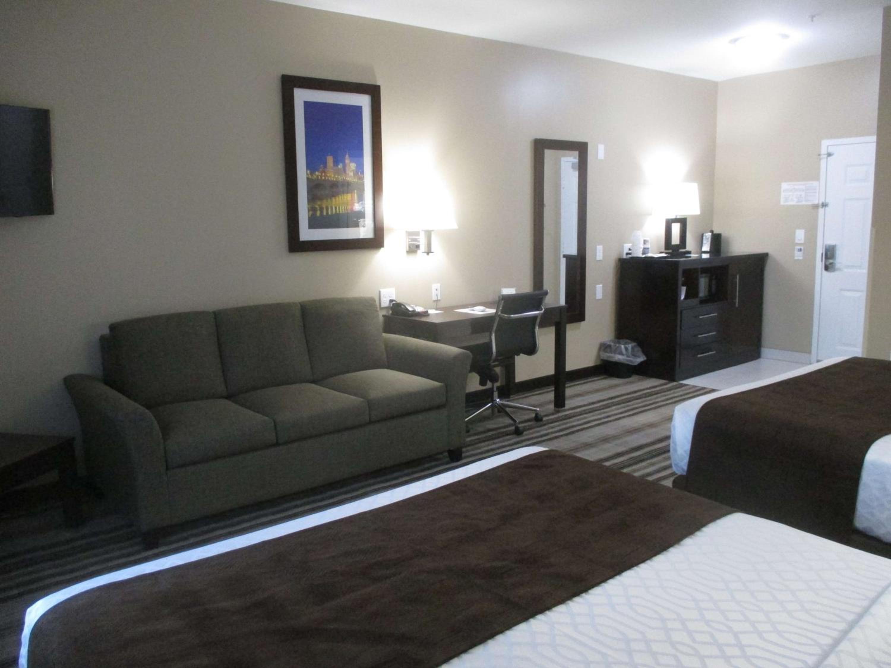 Queen Room with Two Queen Beds and Kitchenette - Photo 6