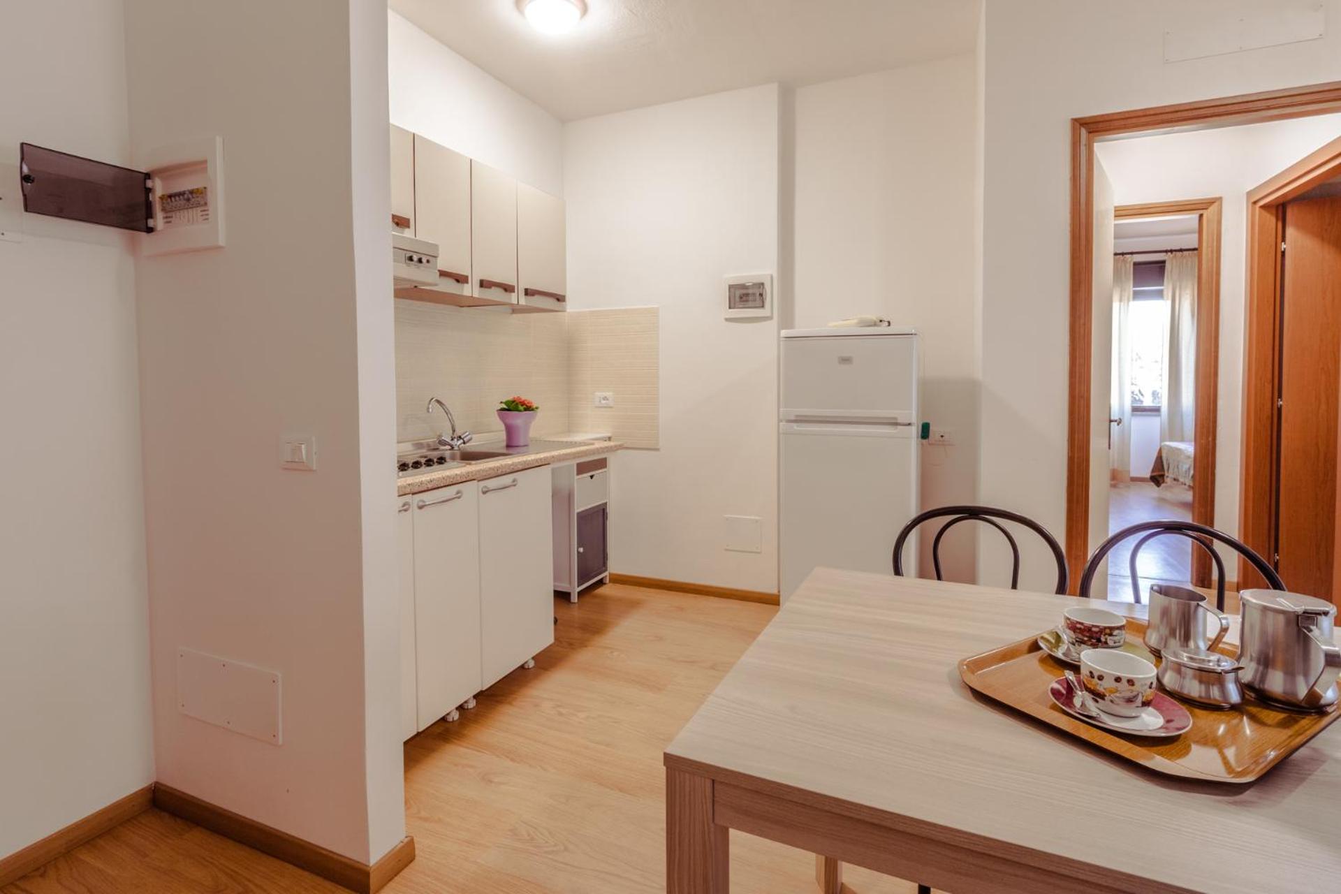 One-Bedroom Apartment photo 3