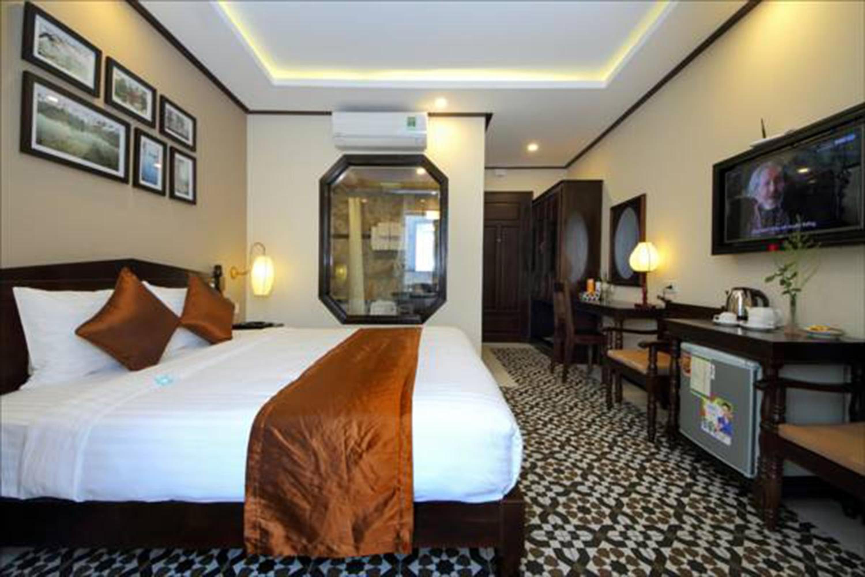 Classic Double Room With Bath