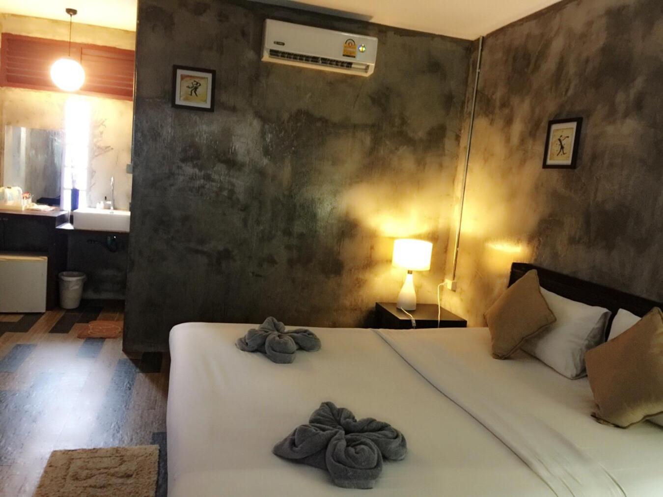 Standard Double Room - Photo 1
