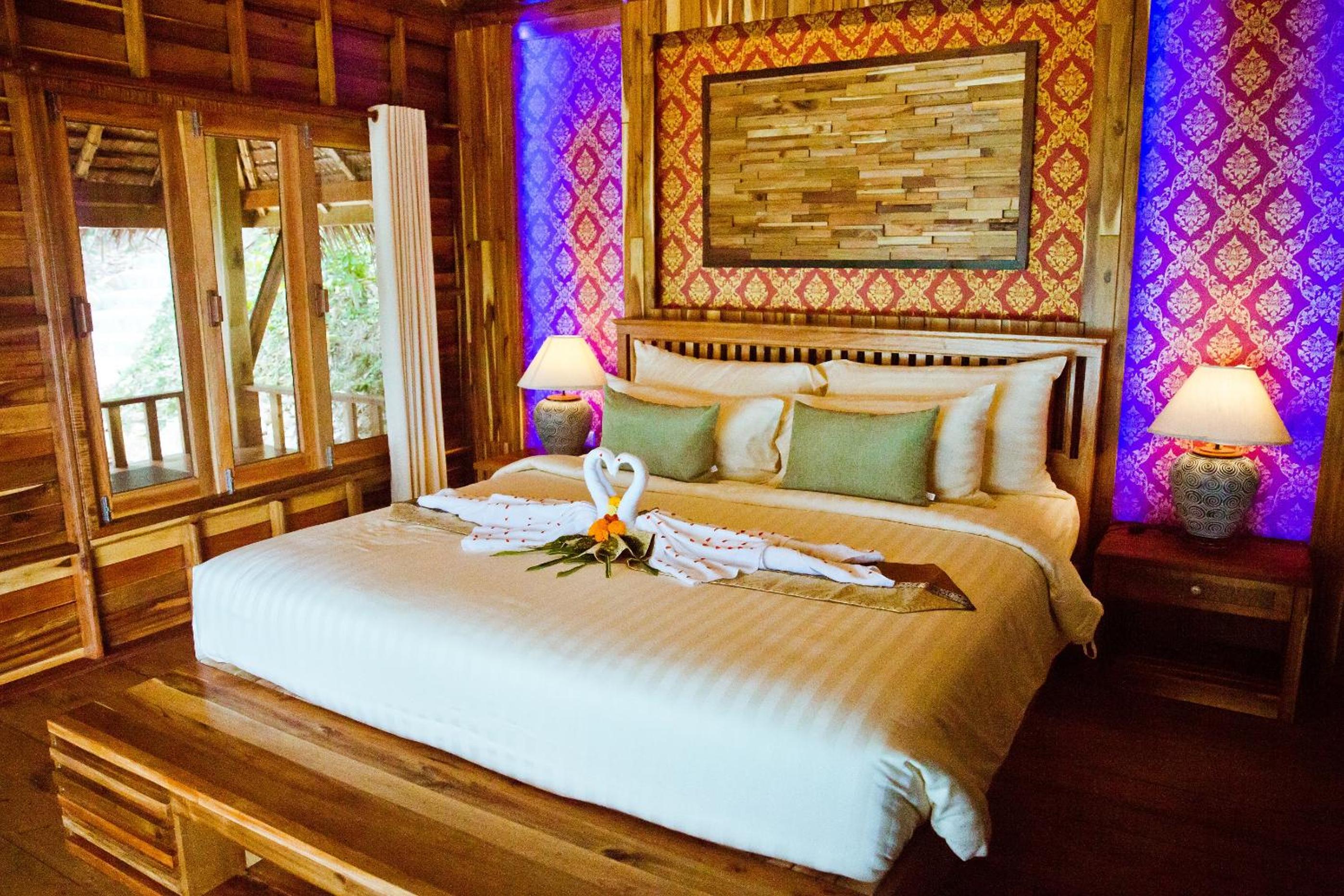 Deluxe Bungalow