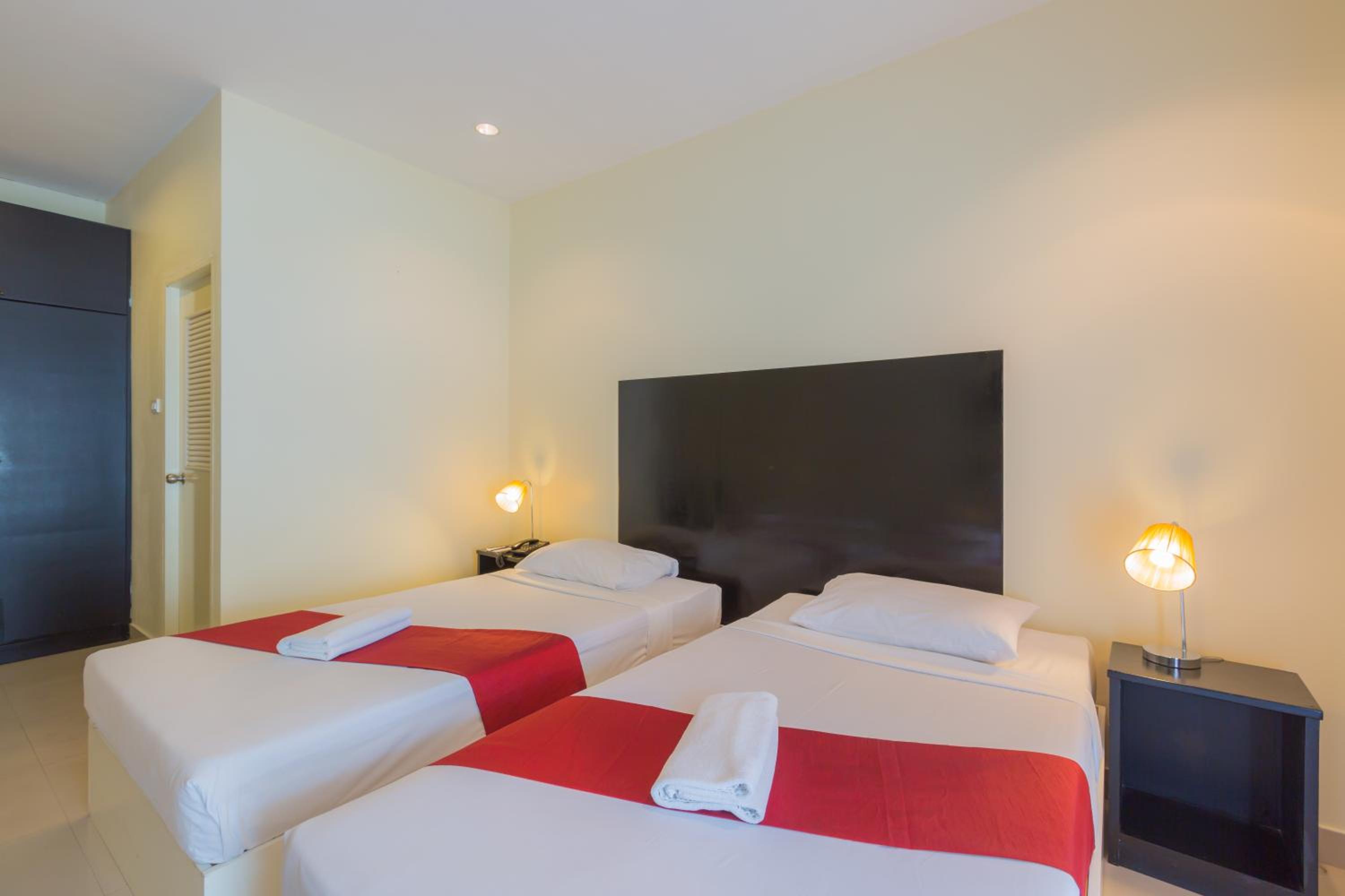 Deluxe Twin Room photo 1