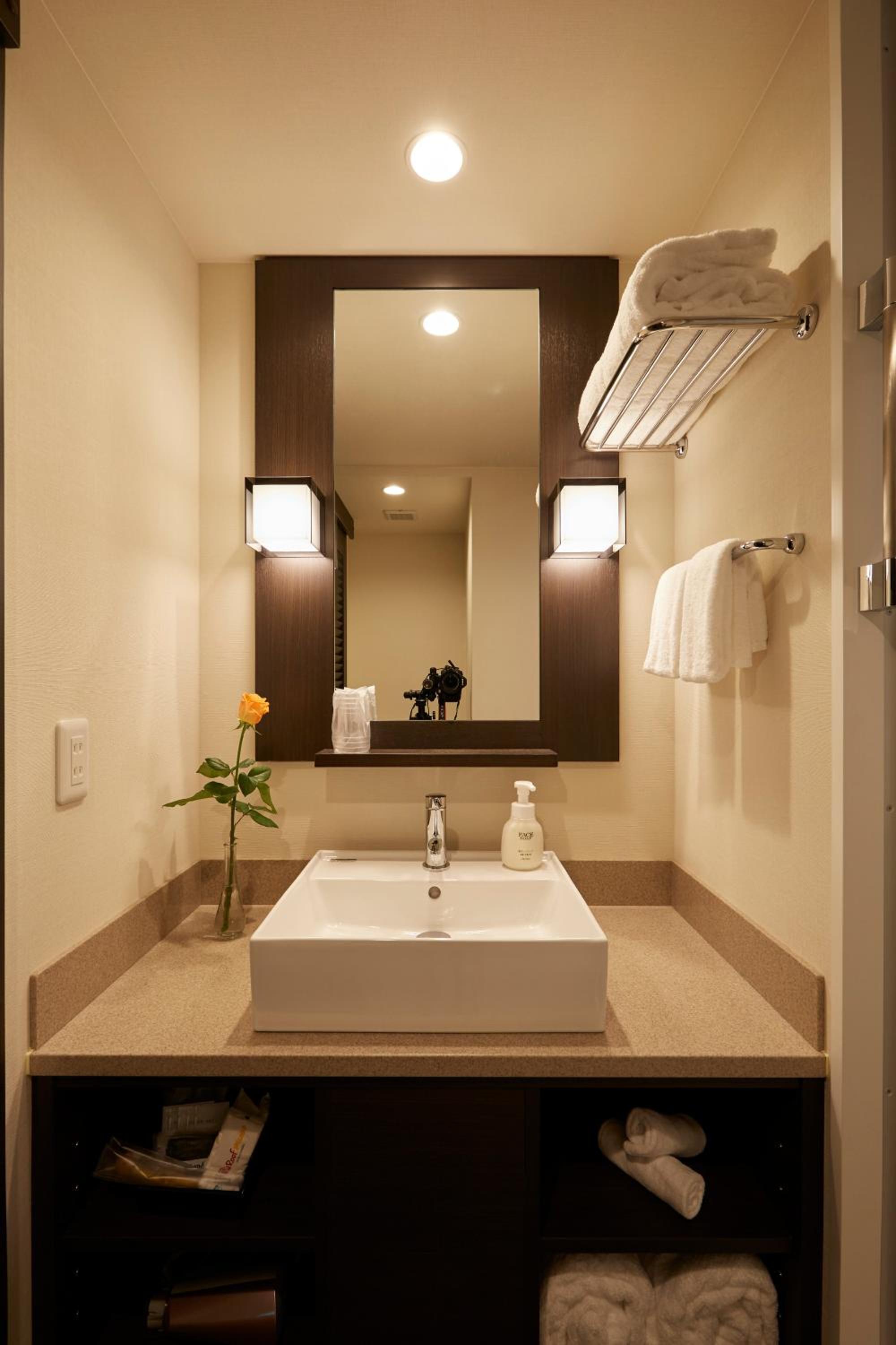 Standard Double Room - Photo 5