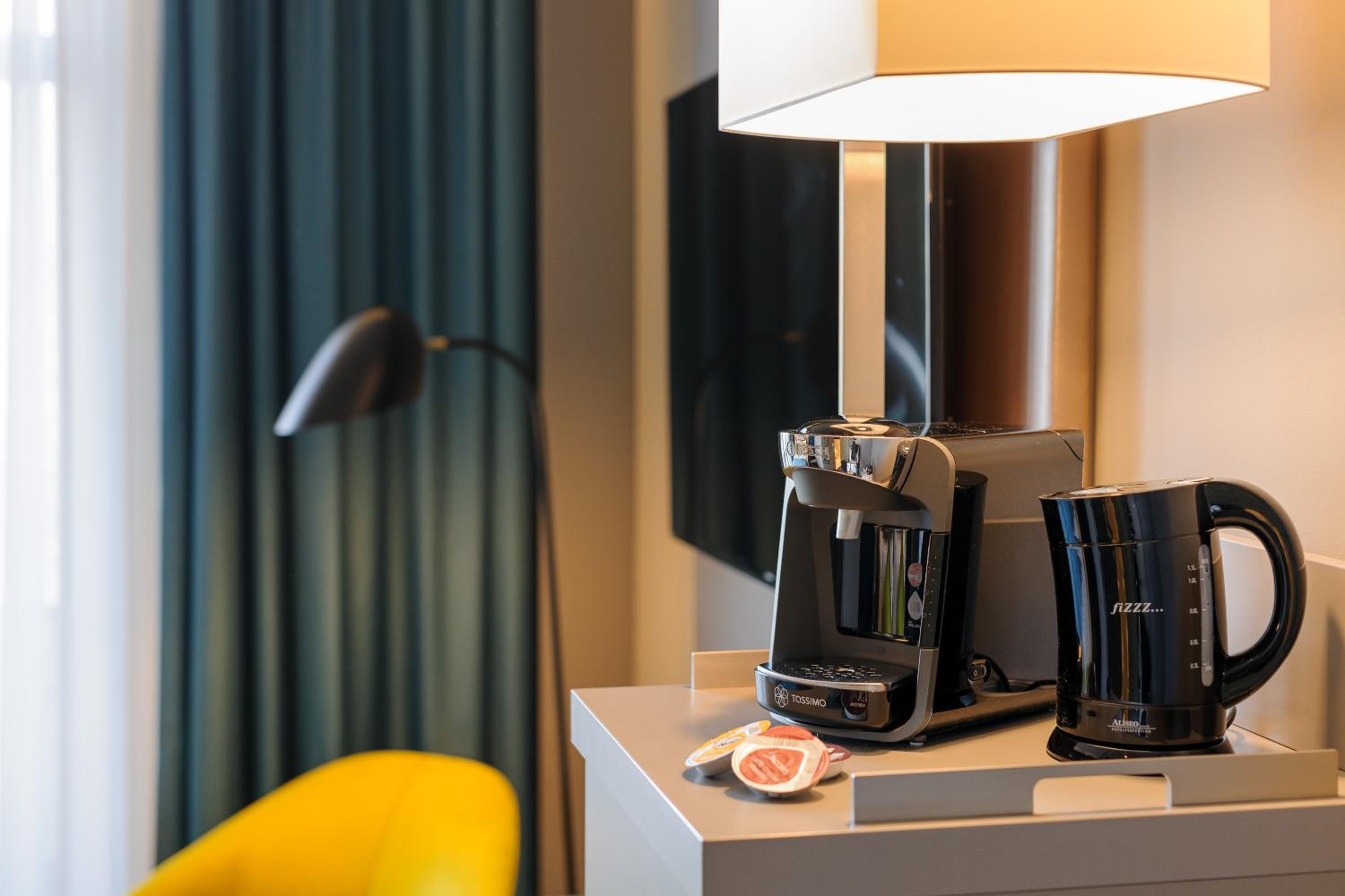 Superior Suite with 2 Single Beds and Sofa