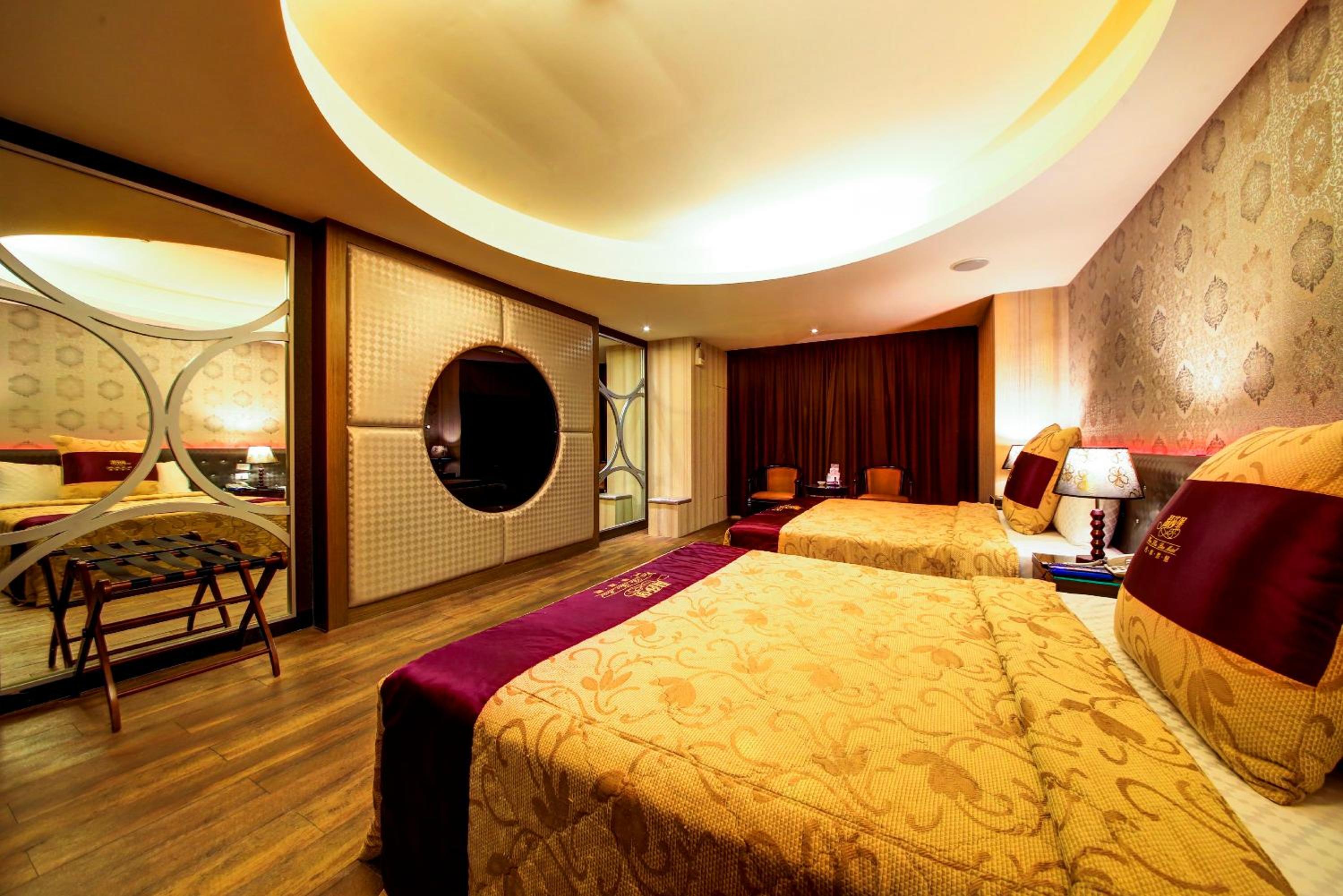 Deluxe Quadruple Room photo 2