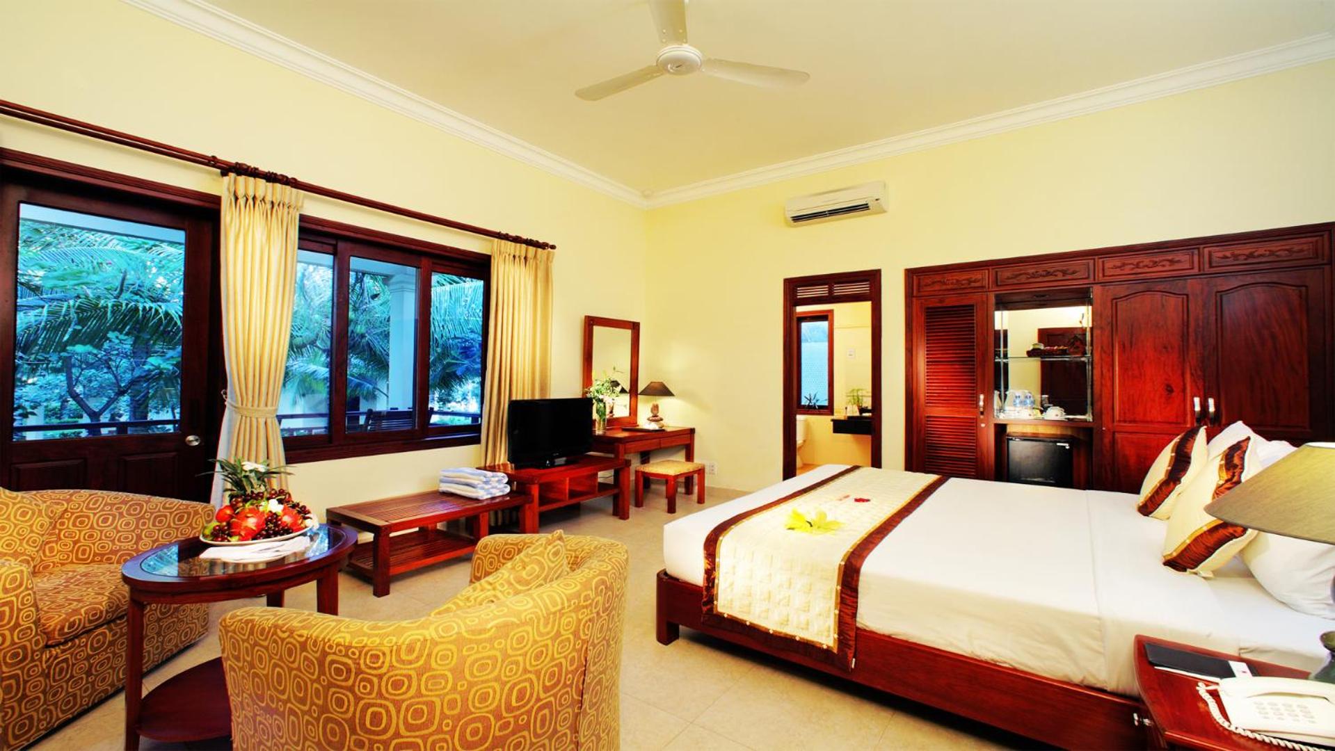 Deluxe Double or Twin Room with Sea View - Photo 4