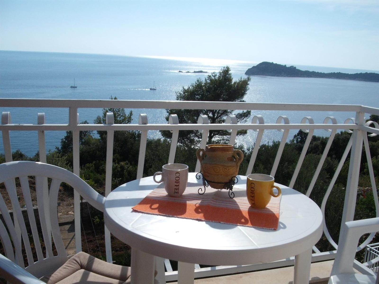 One-Bedroom Apartment with Balcony and Sea View