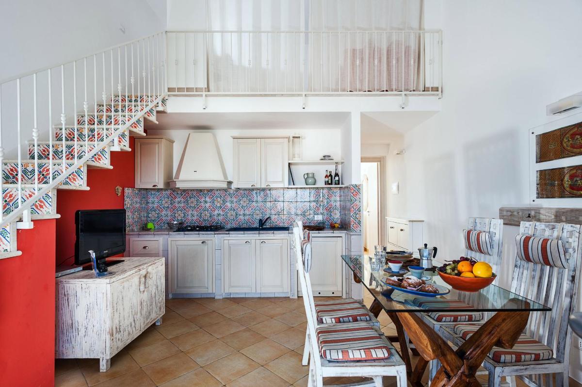 Apartment - Split Level photo 3