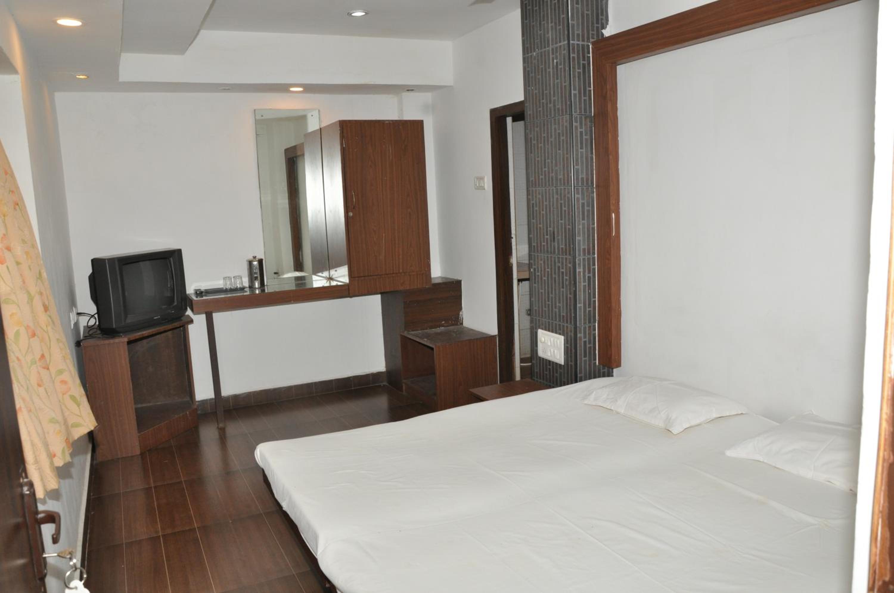 Double Room - Photo 1