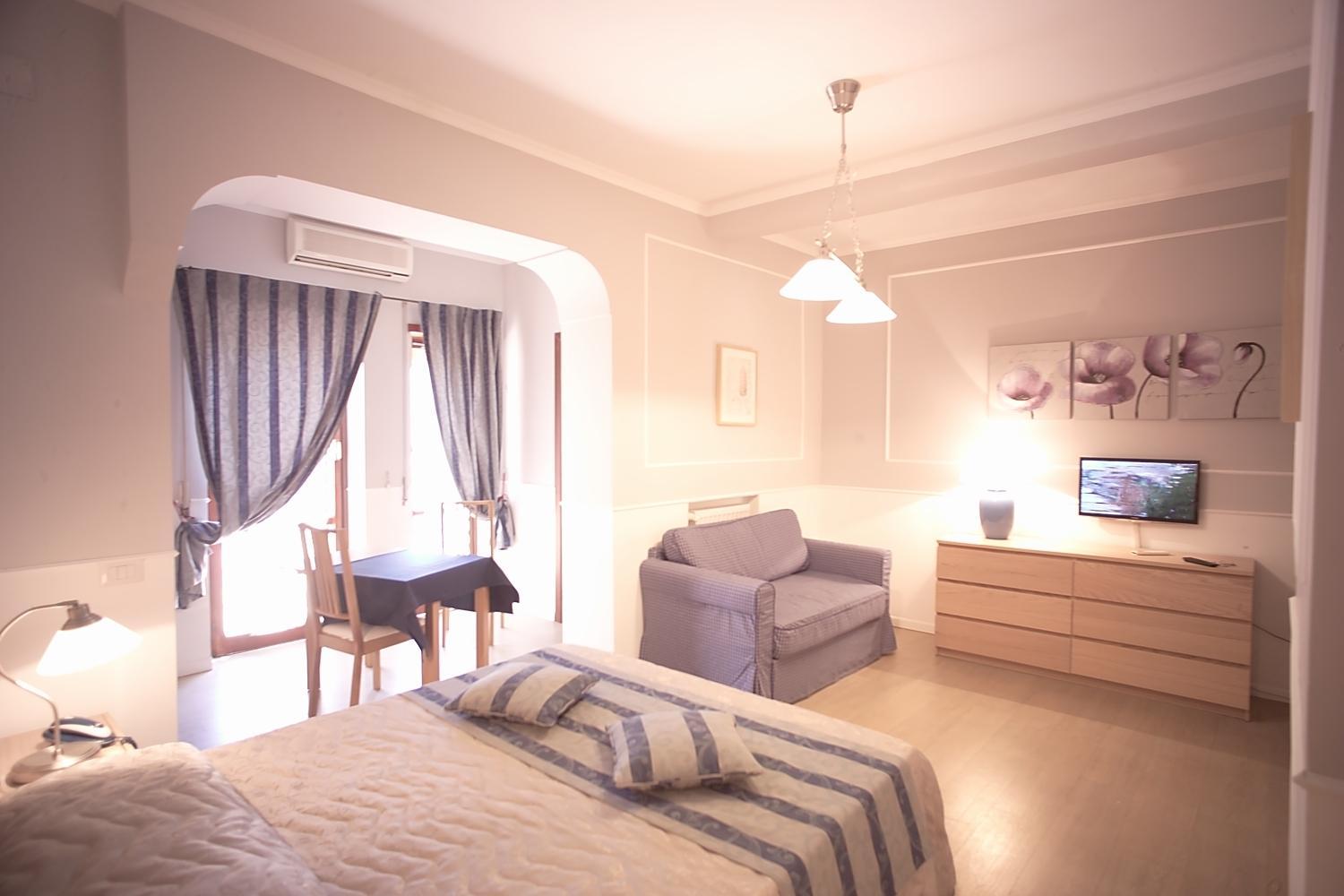 Double Room with Balcony photo 3