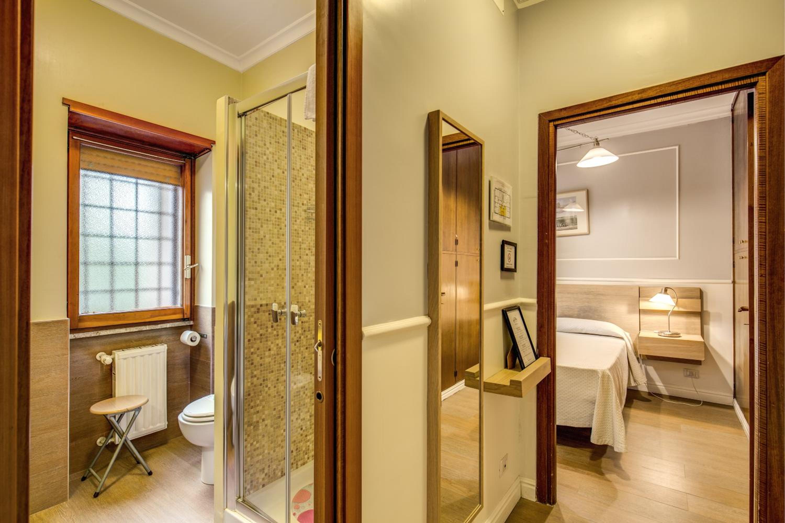 Quadruple Room with Balcony photo 1