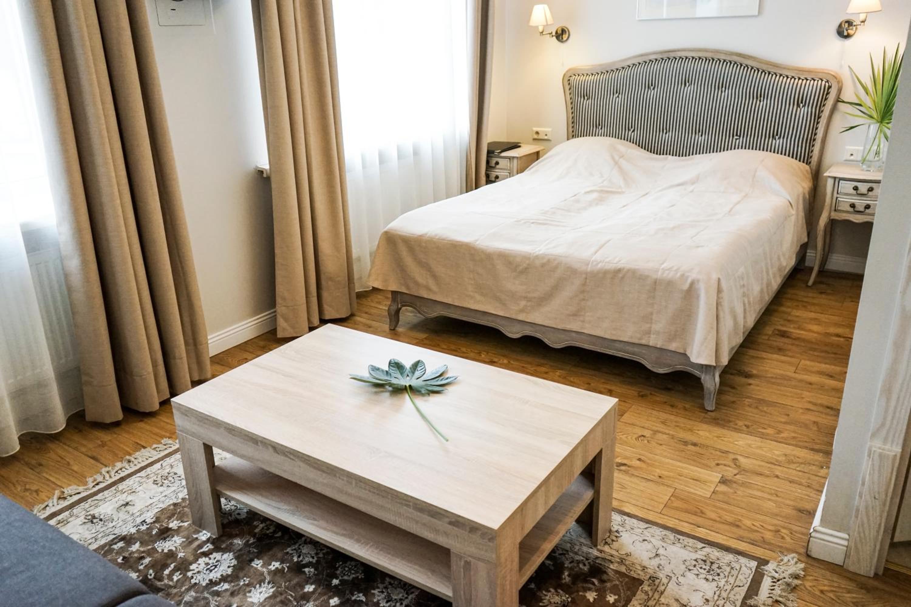 Double Room - Photo 2