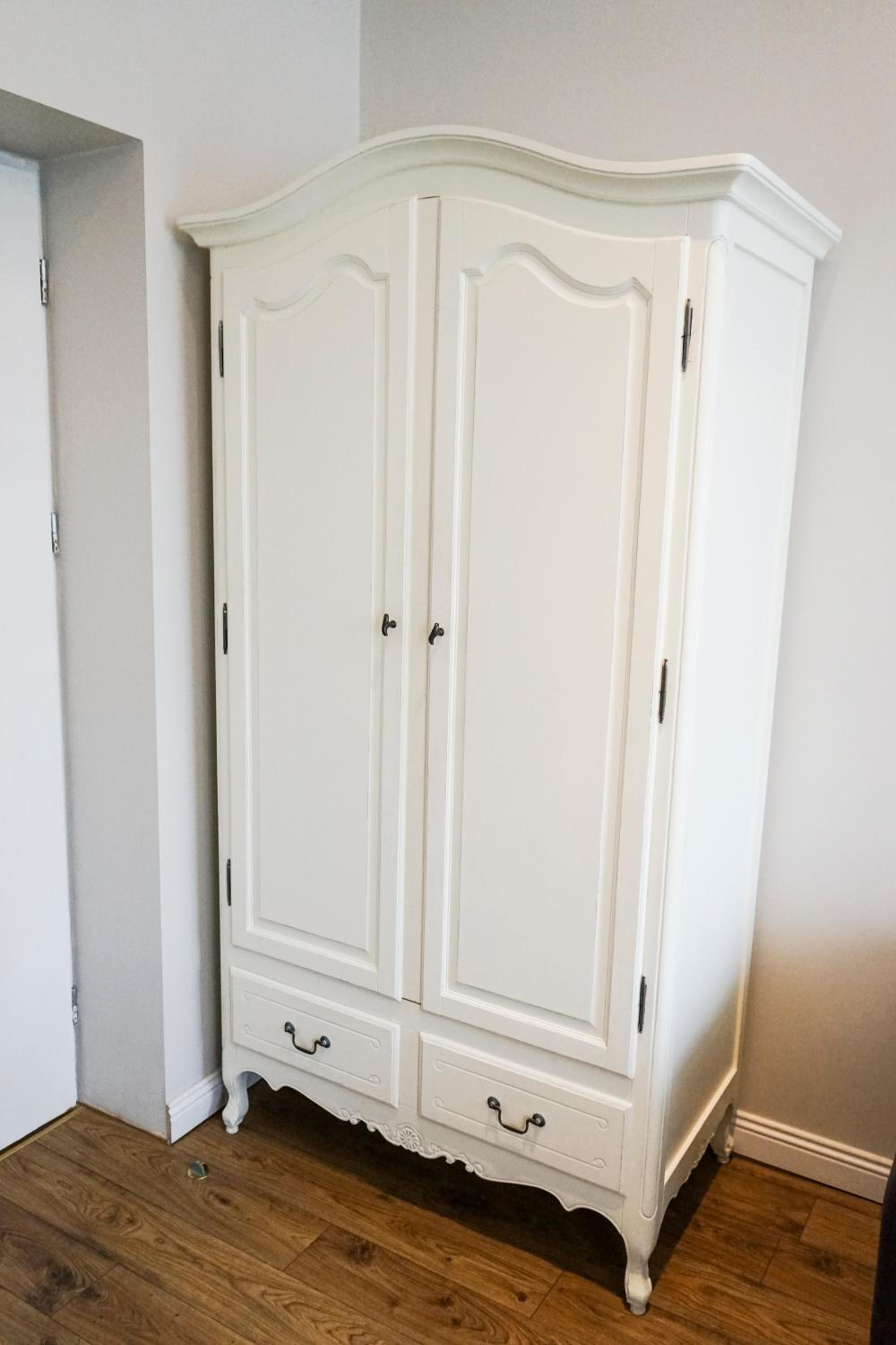 Double Room - Photo 9