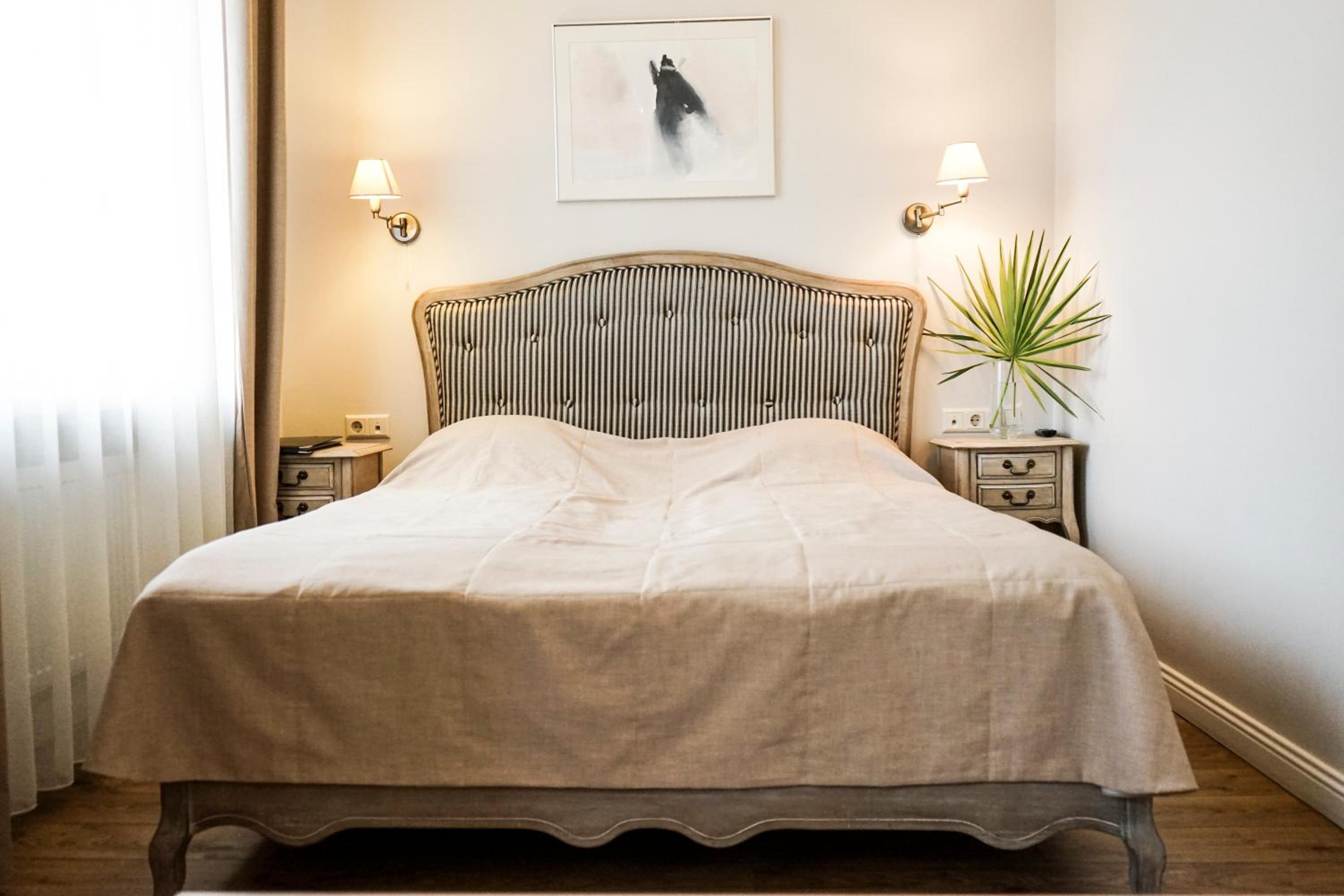 Double Room - Photo 7