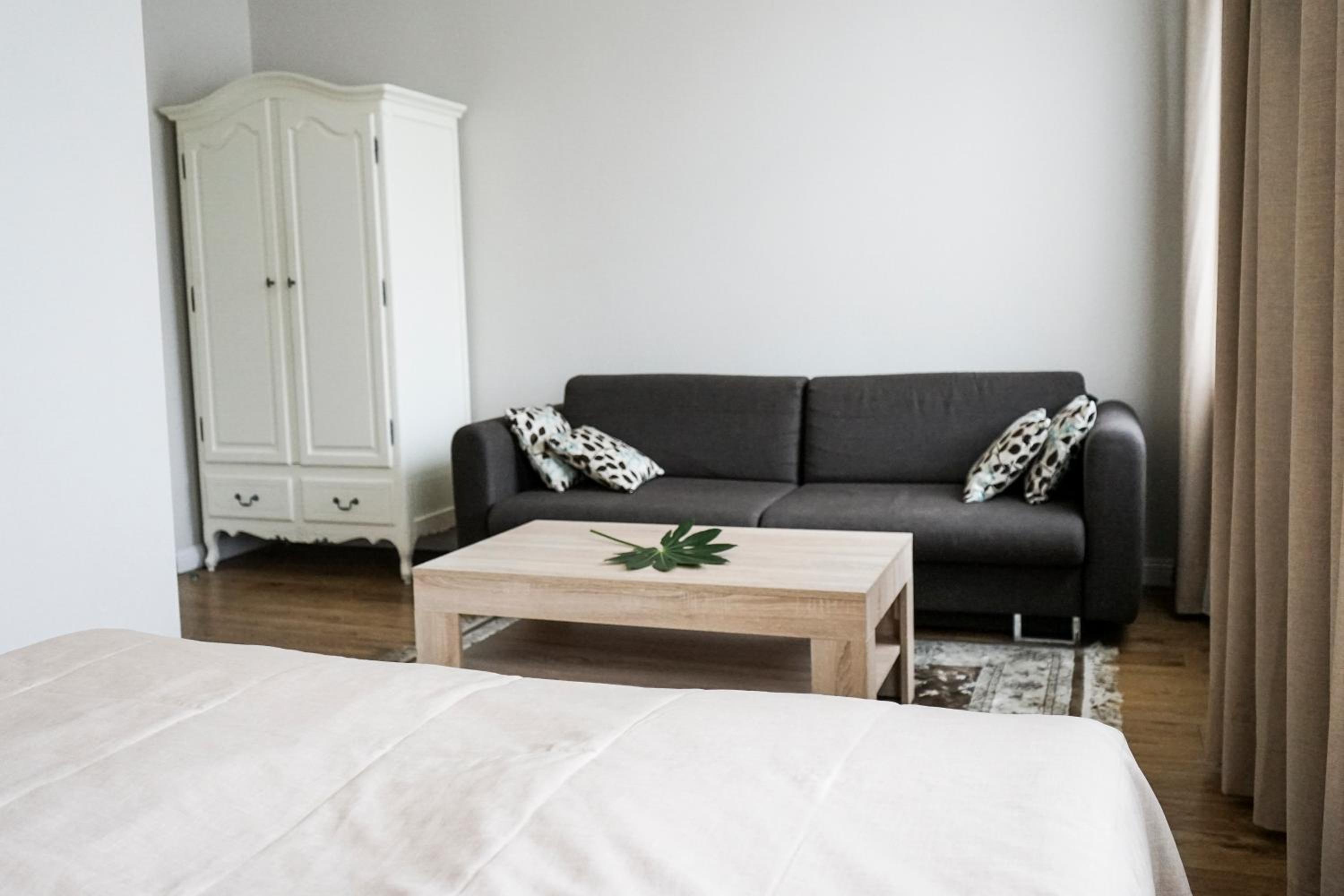 Double Room - Photo 8
