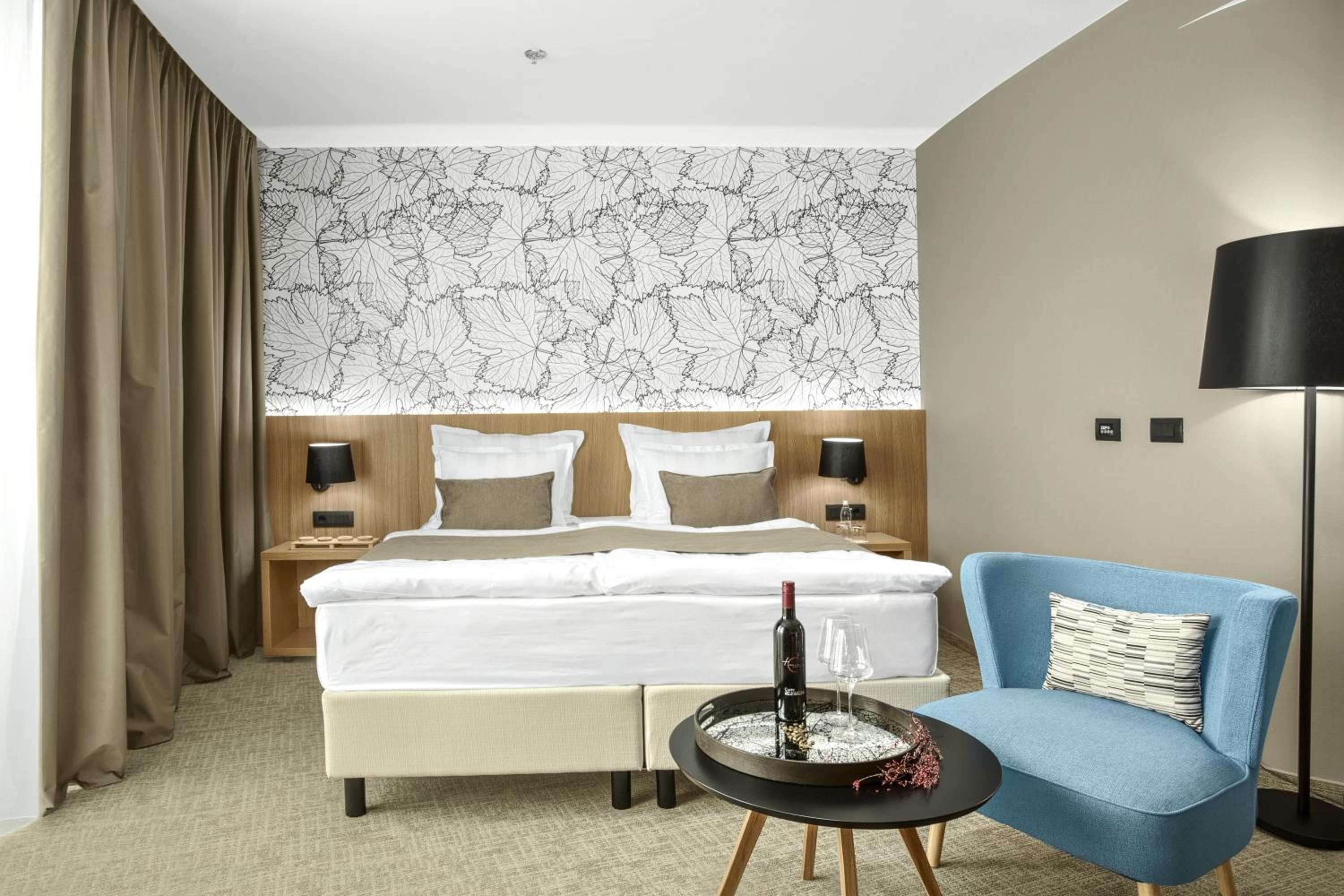 Superior Double Room - Photo 3