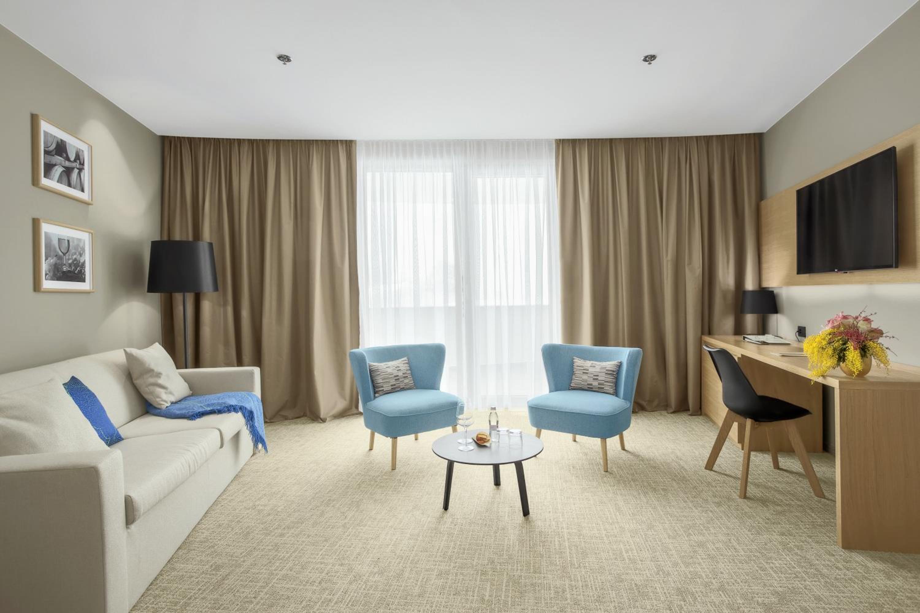 Junior Suite - Photo 1