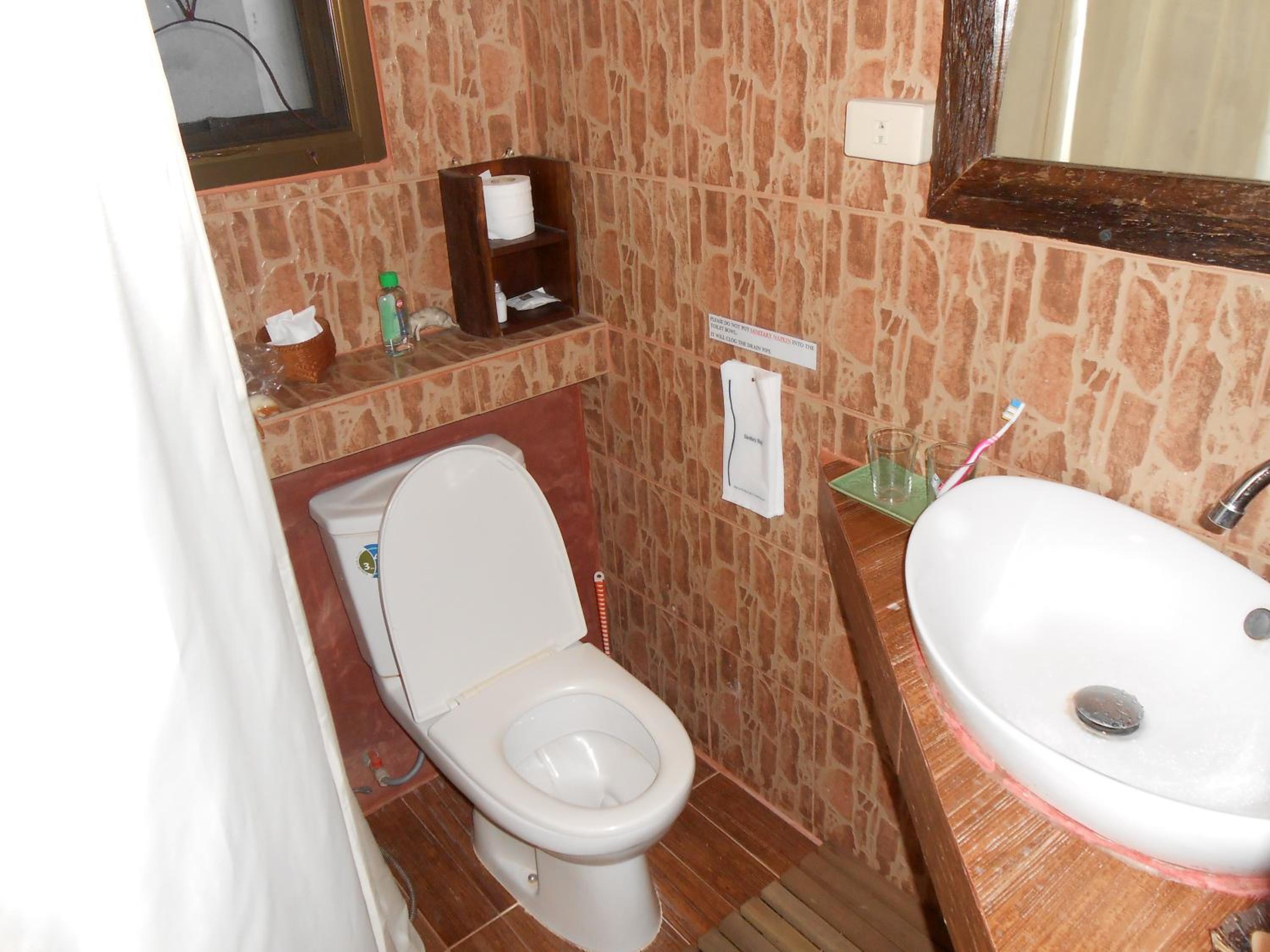 Junior Suite with Balcony - Photo 2