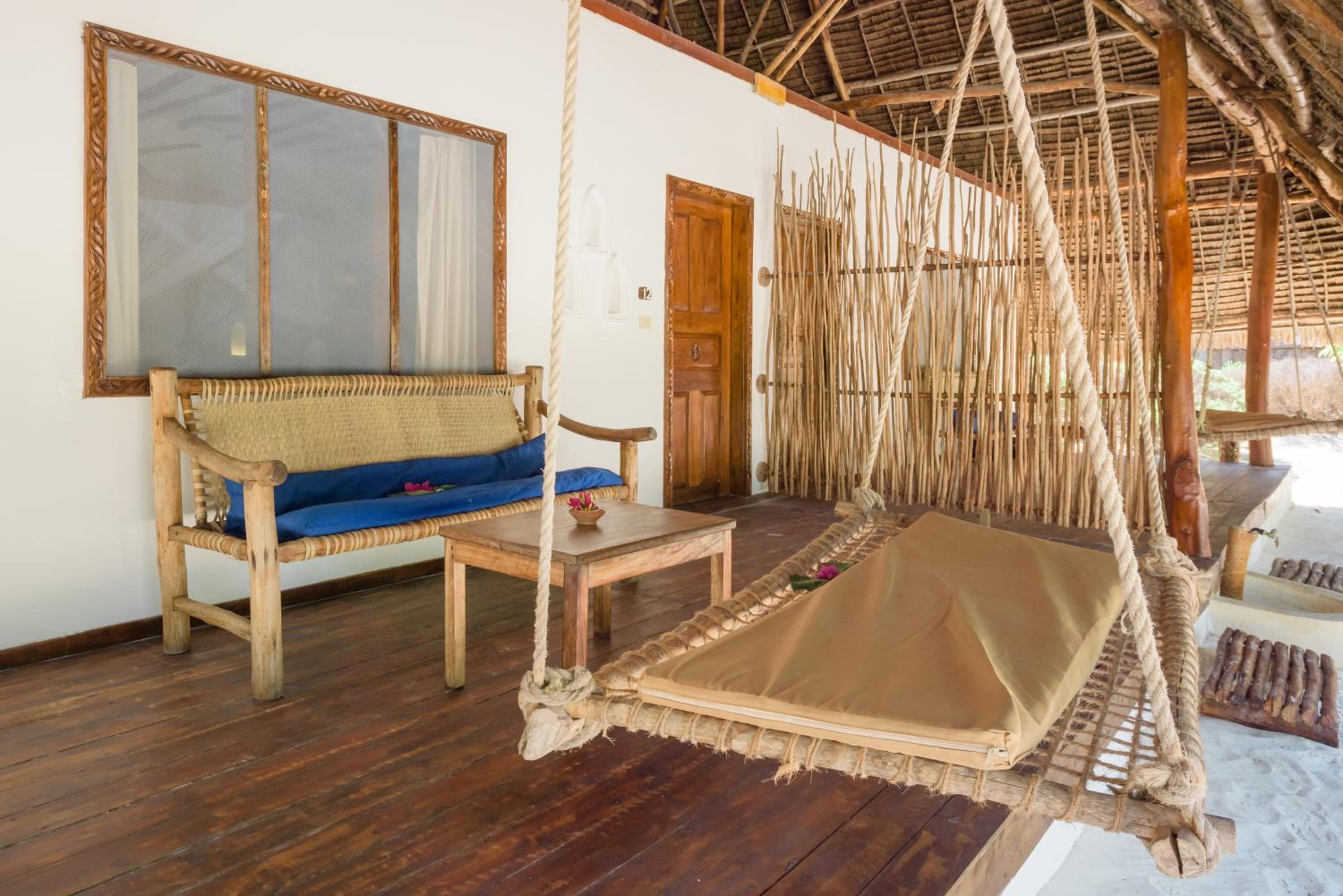 Deluxe Family Room with Ocean View - Photo 4