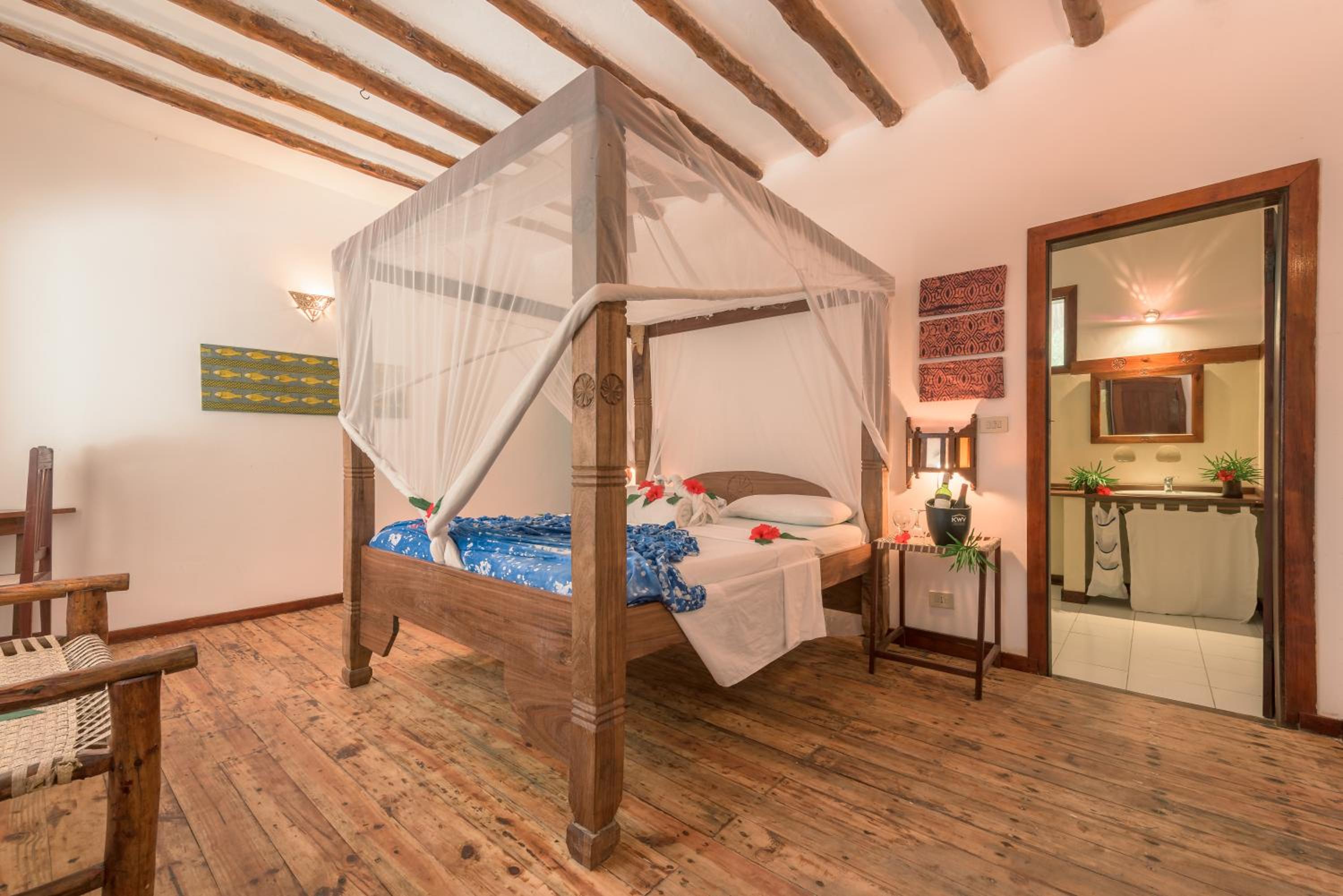 Double Room with Ocean View - Photo 7